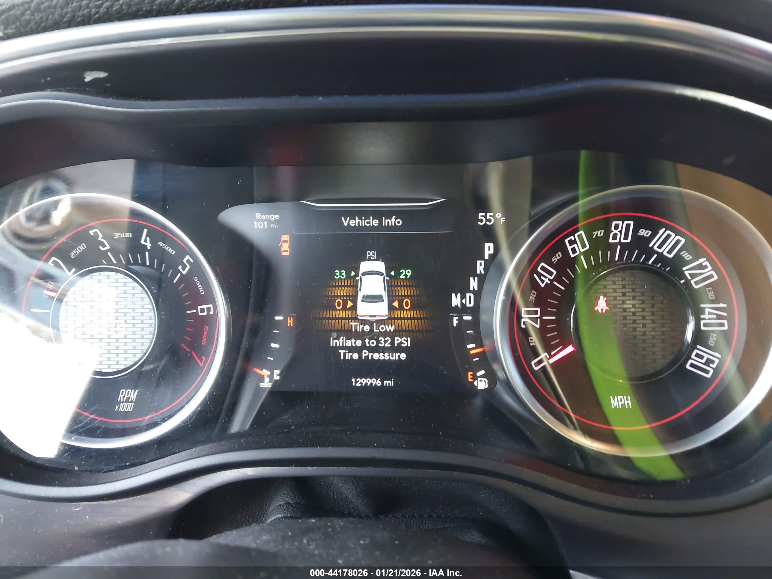 DODGE CHALLENGER image 7