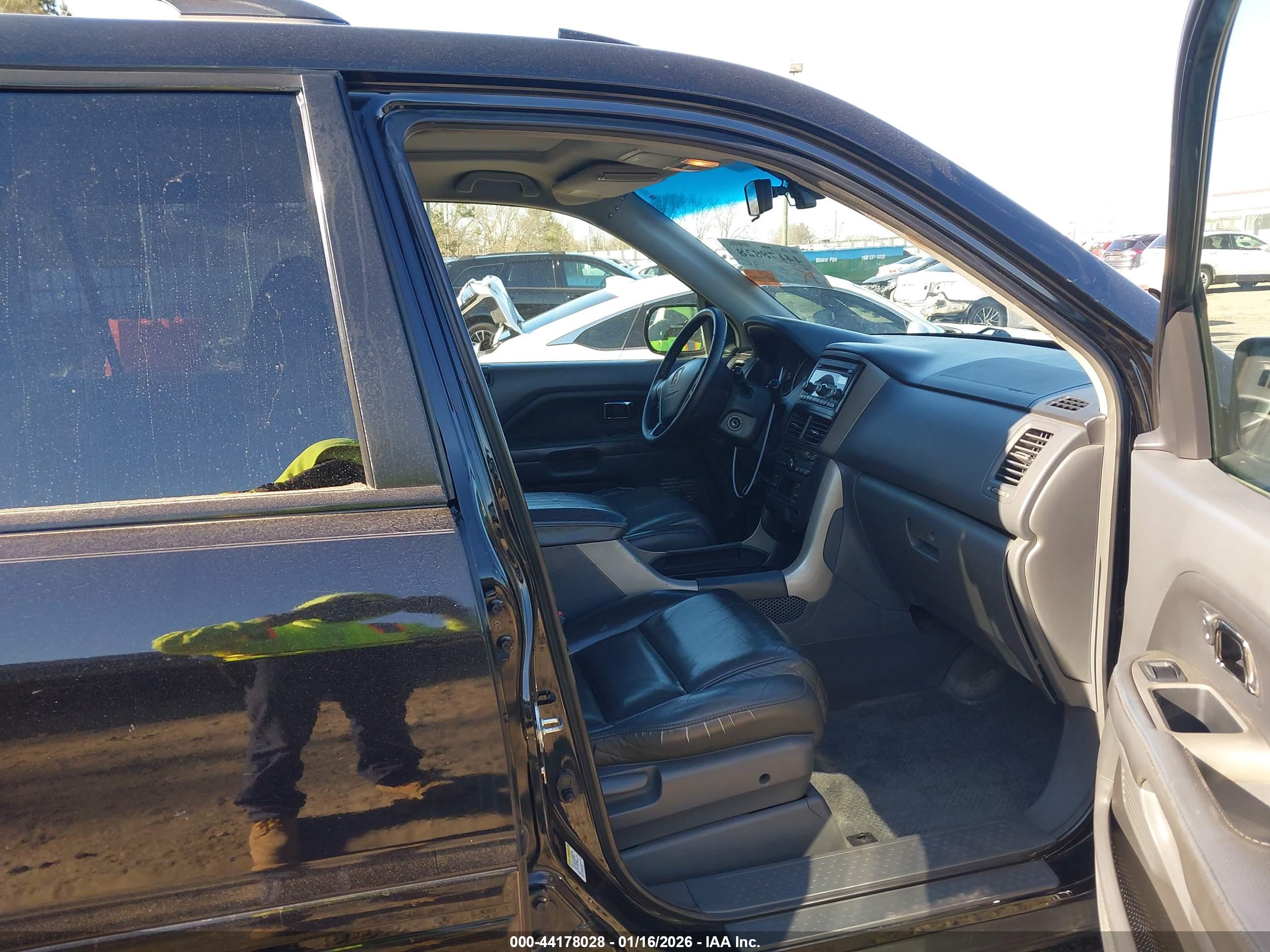 HONDA PILOT image 5