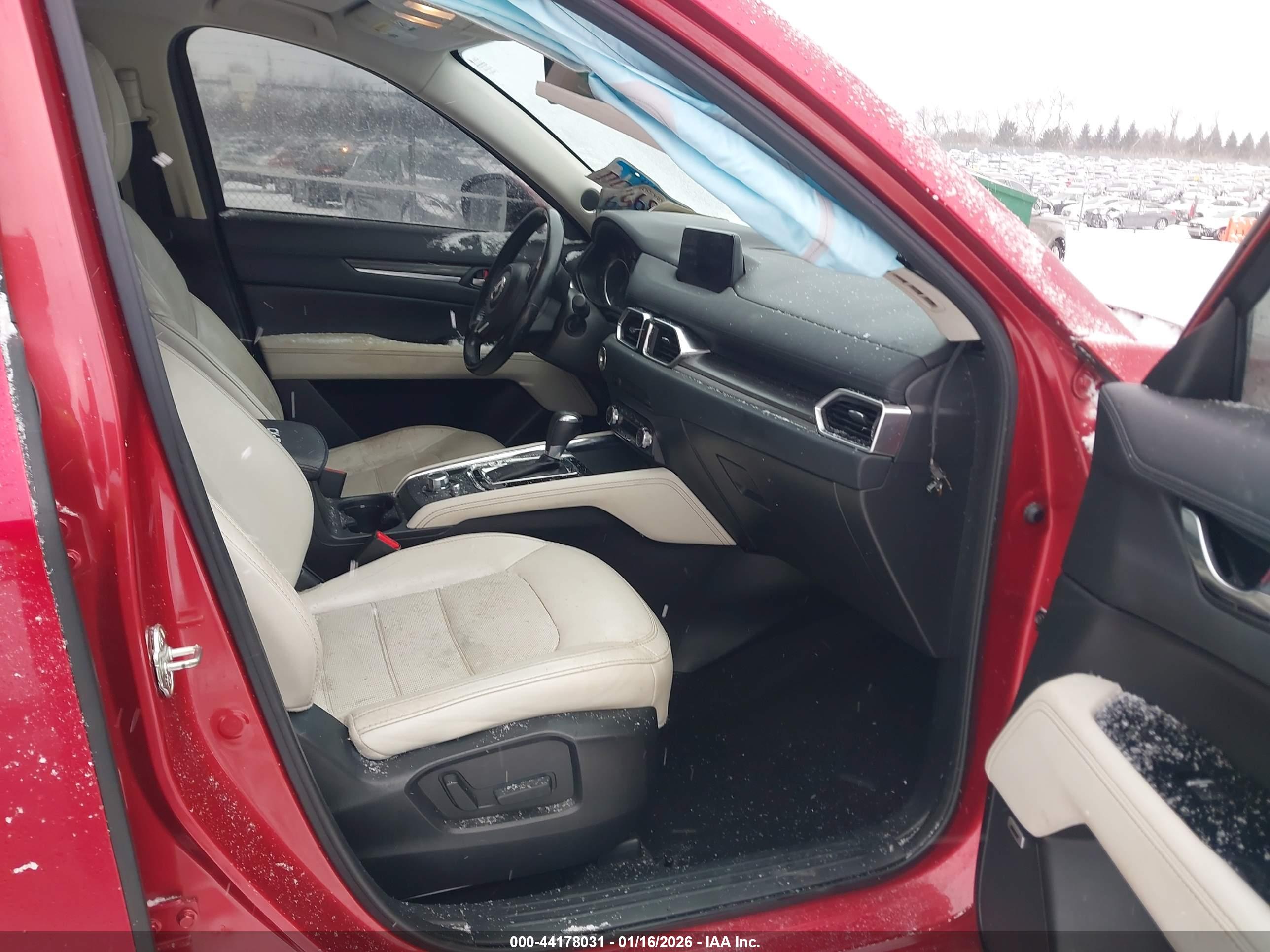 MAZDA CX-5 image 5