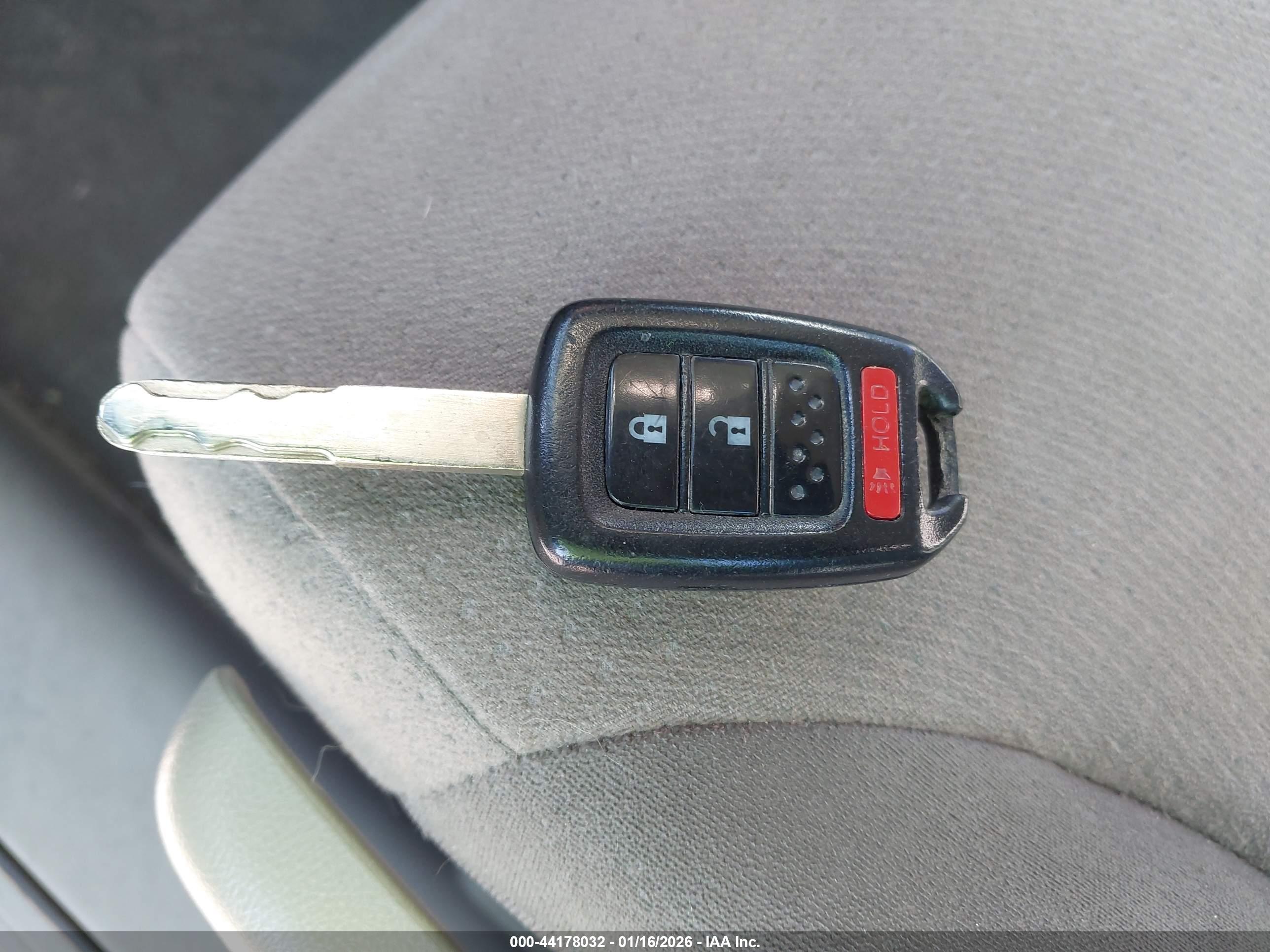 HONDA CR-V image 11