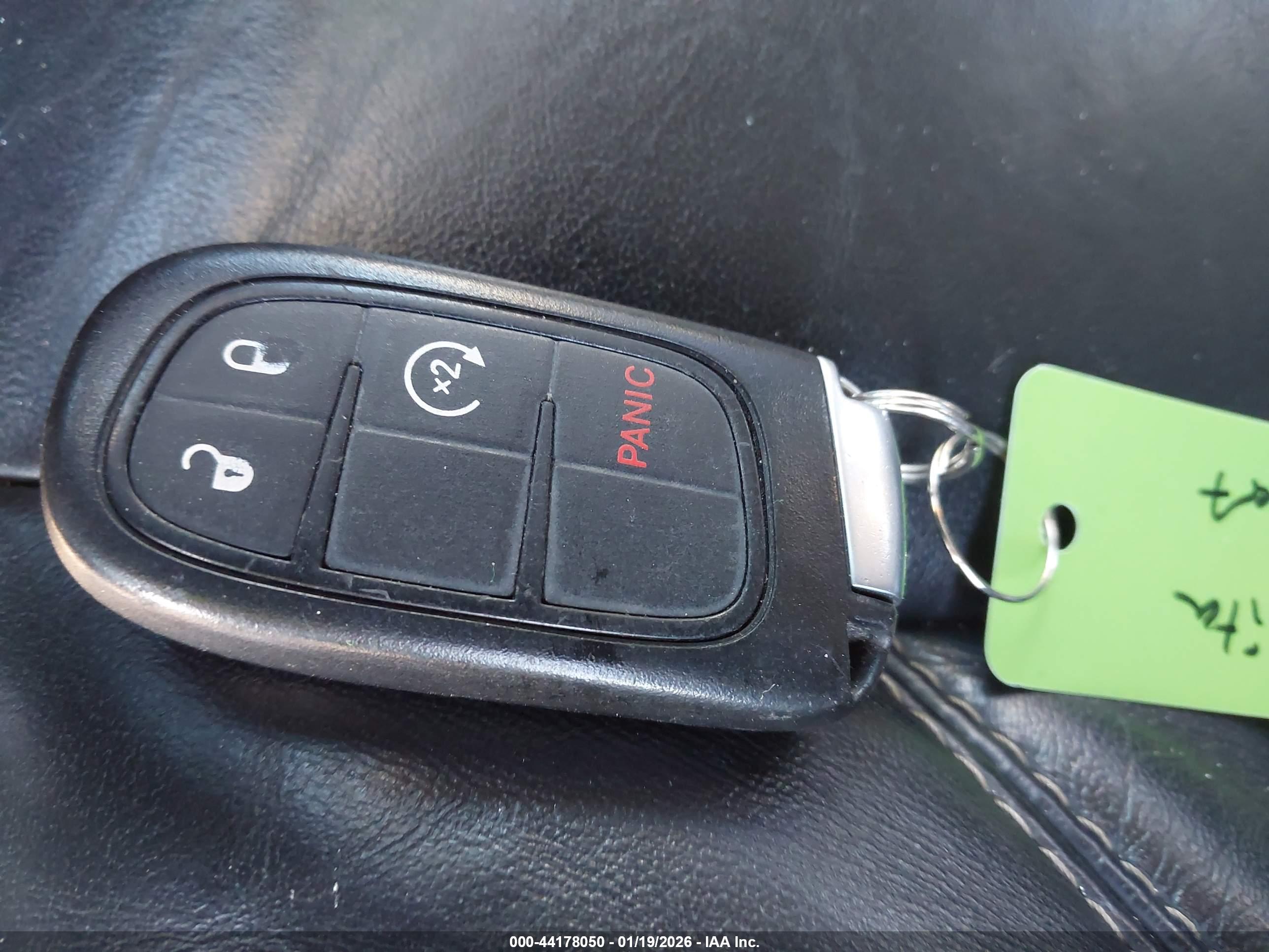 JEEP CHEROKEE image 11