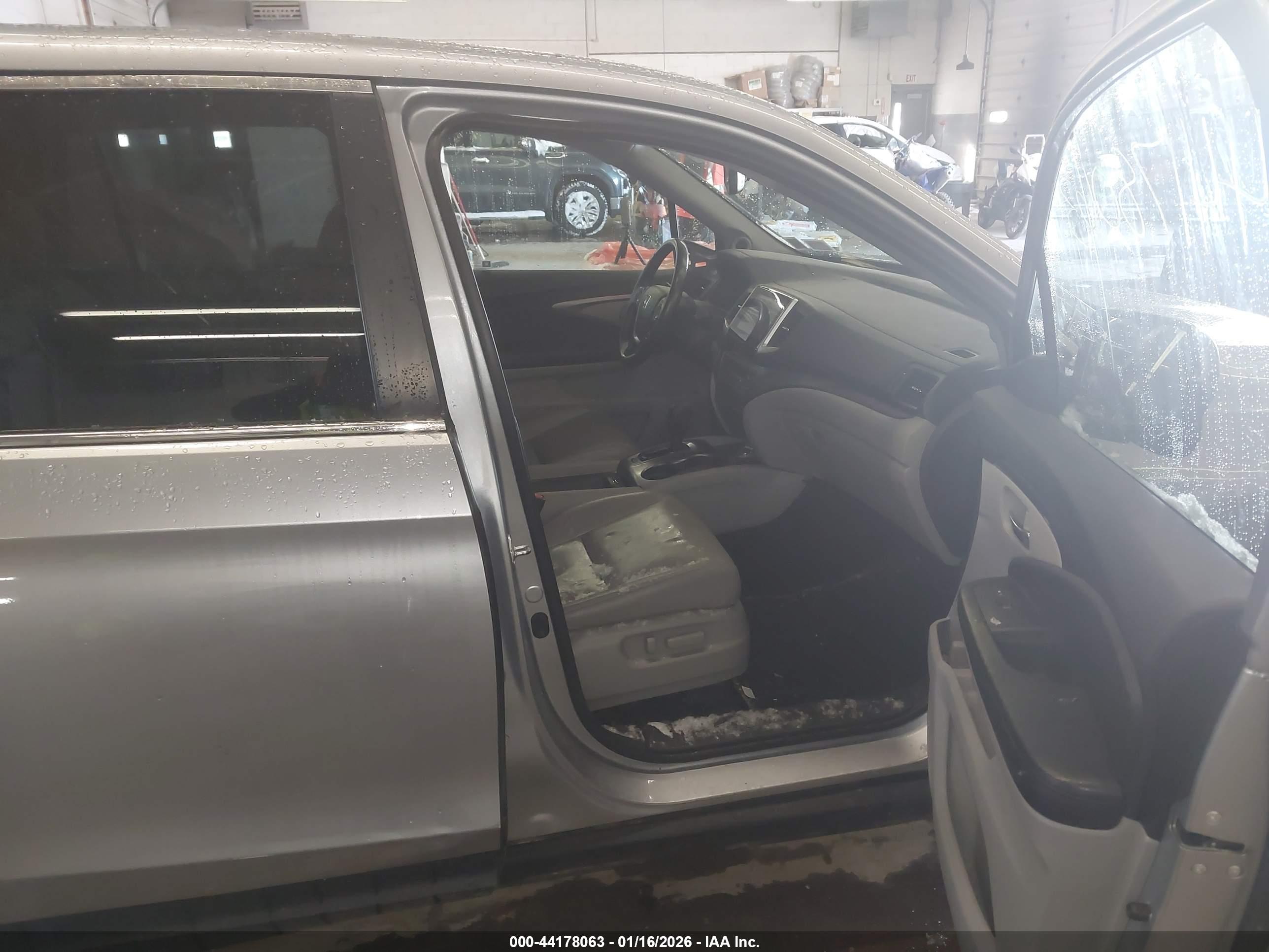 HONDA PILOT image 5