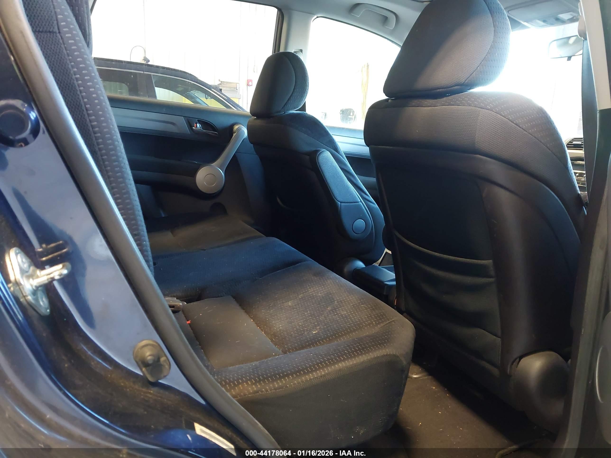 HONDA CR-V image 8