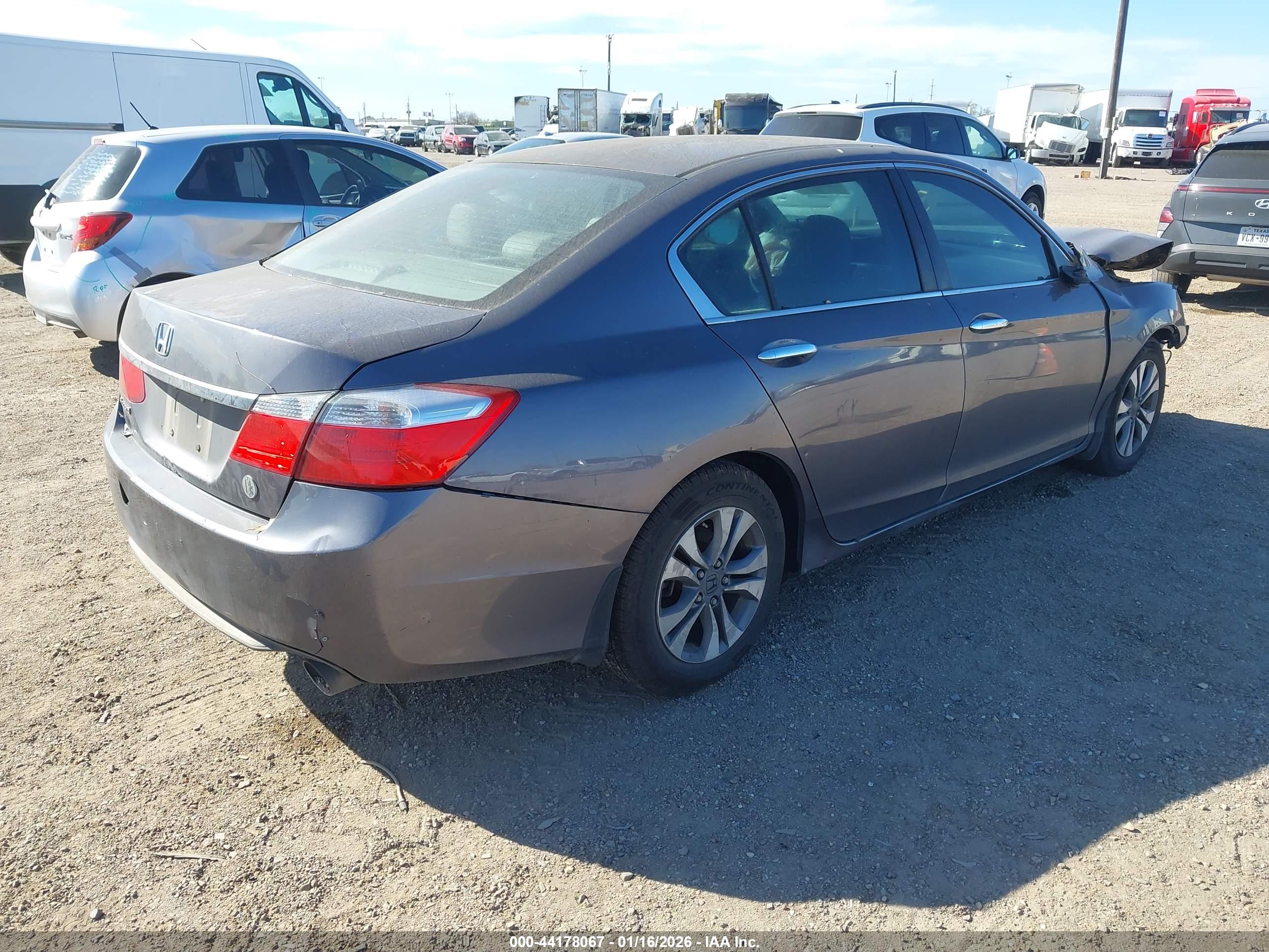 HONDA ACCORD image 4