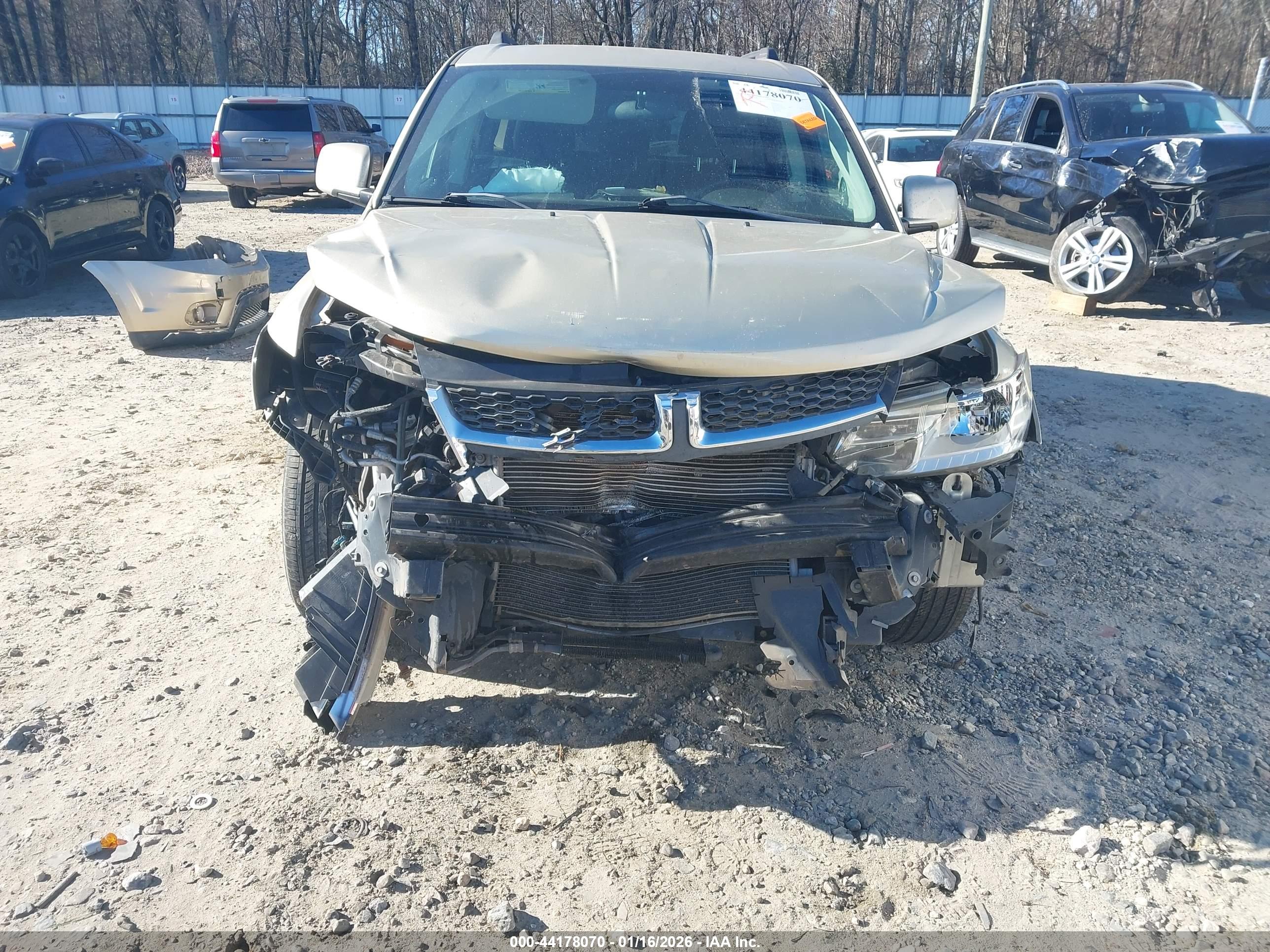 DODGE JOURNEY image 6