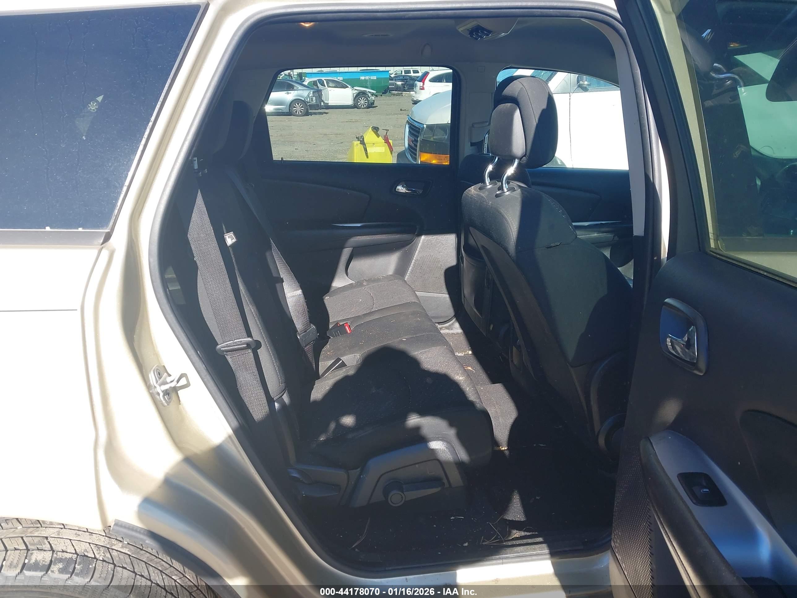DODGE JOURNEY image 8