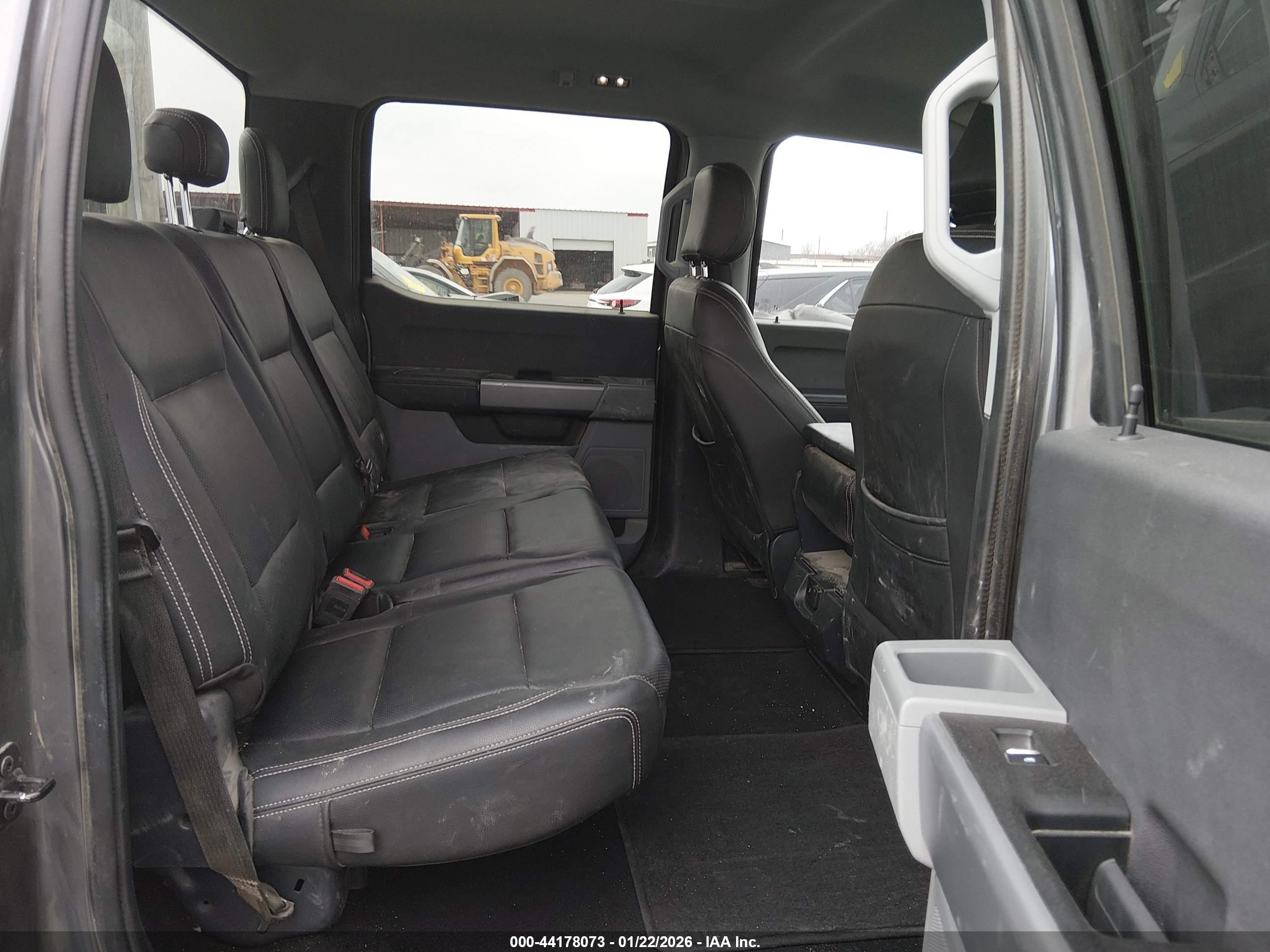 FORD F-250 image 8