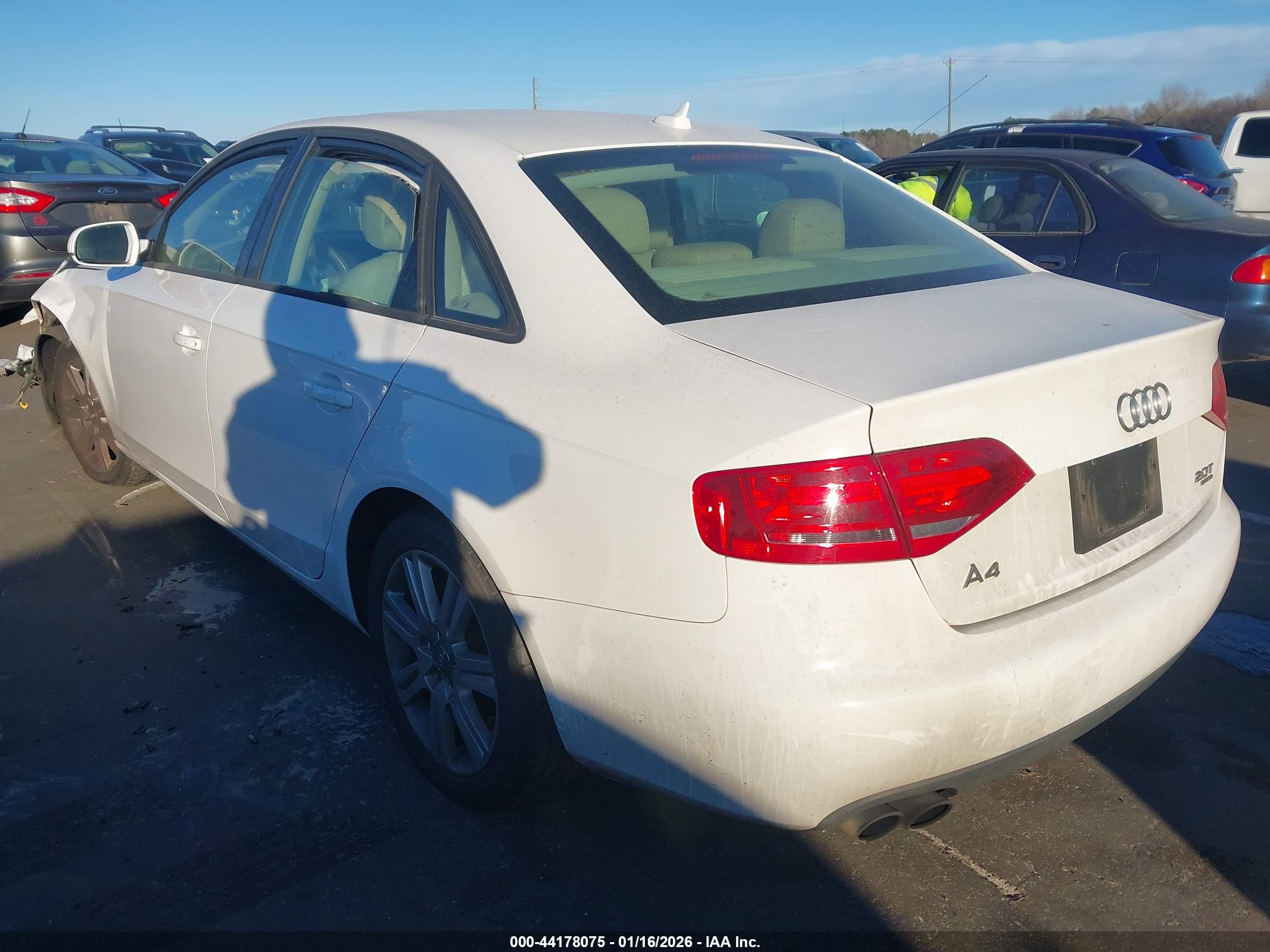 AUDI A4 image 3