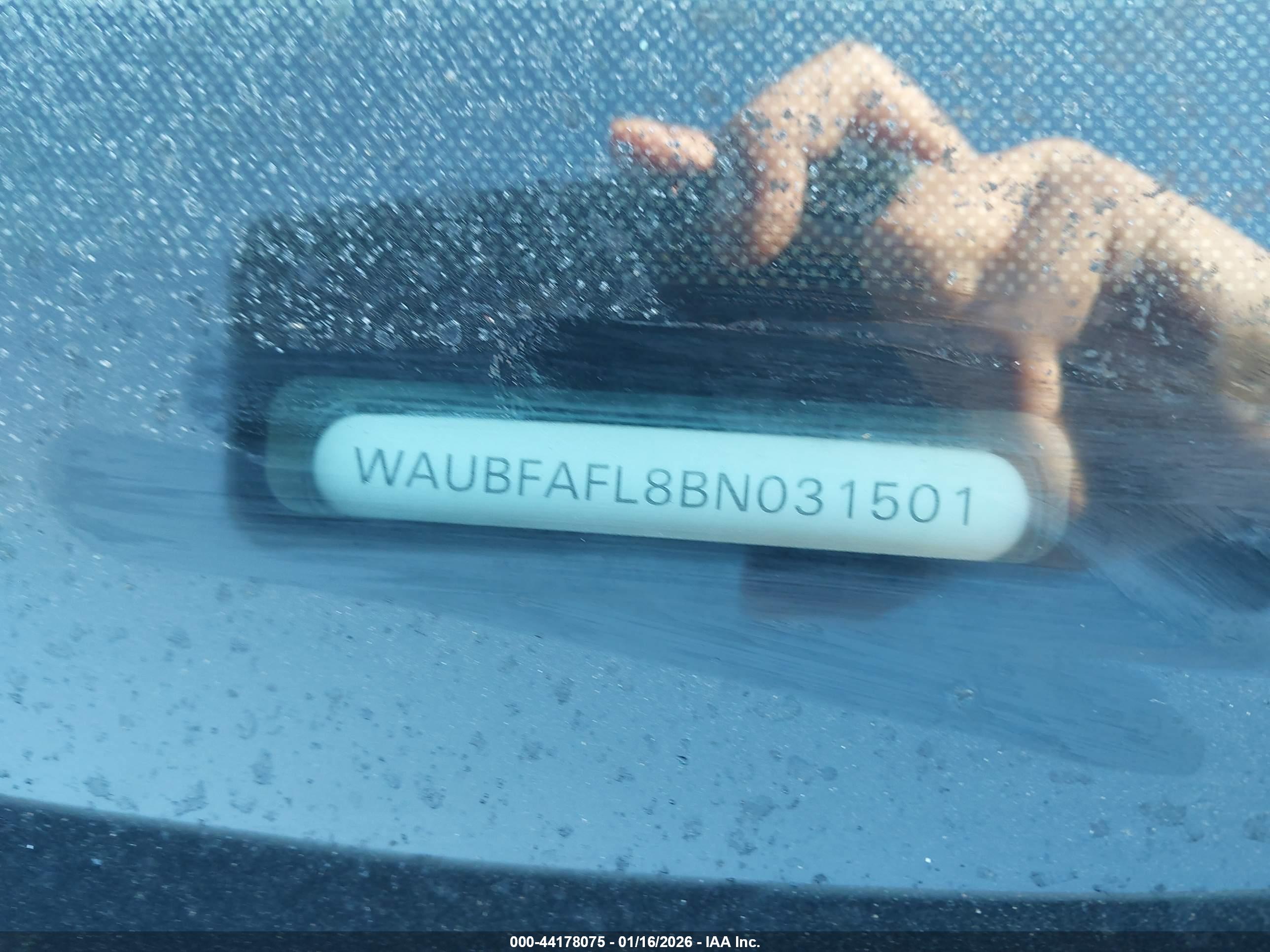 AUDI A4 image 9