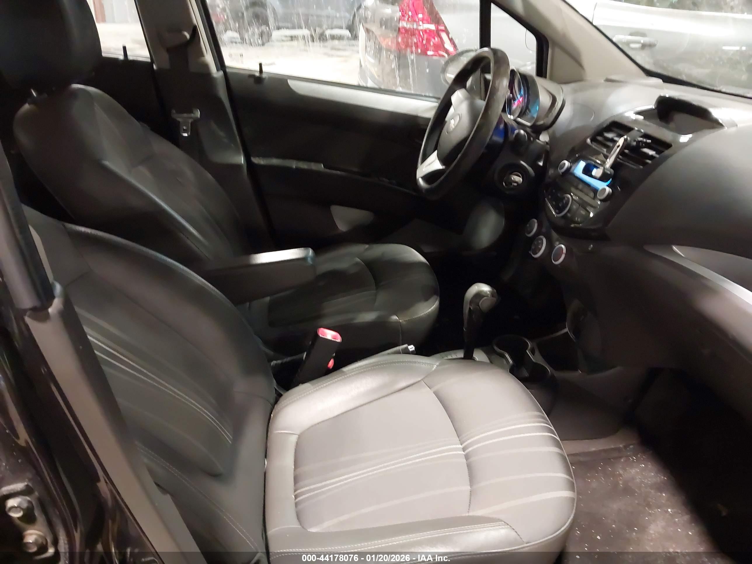 CHEVROLET SPARK image 5