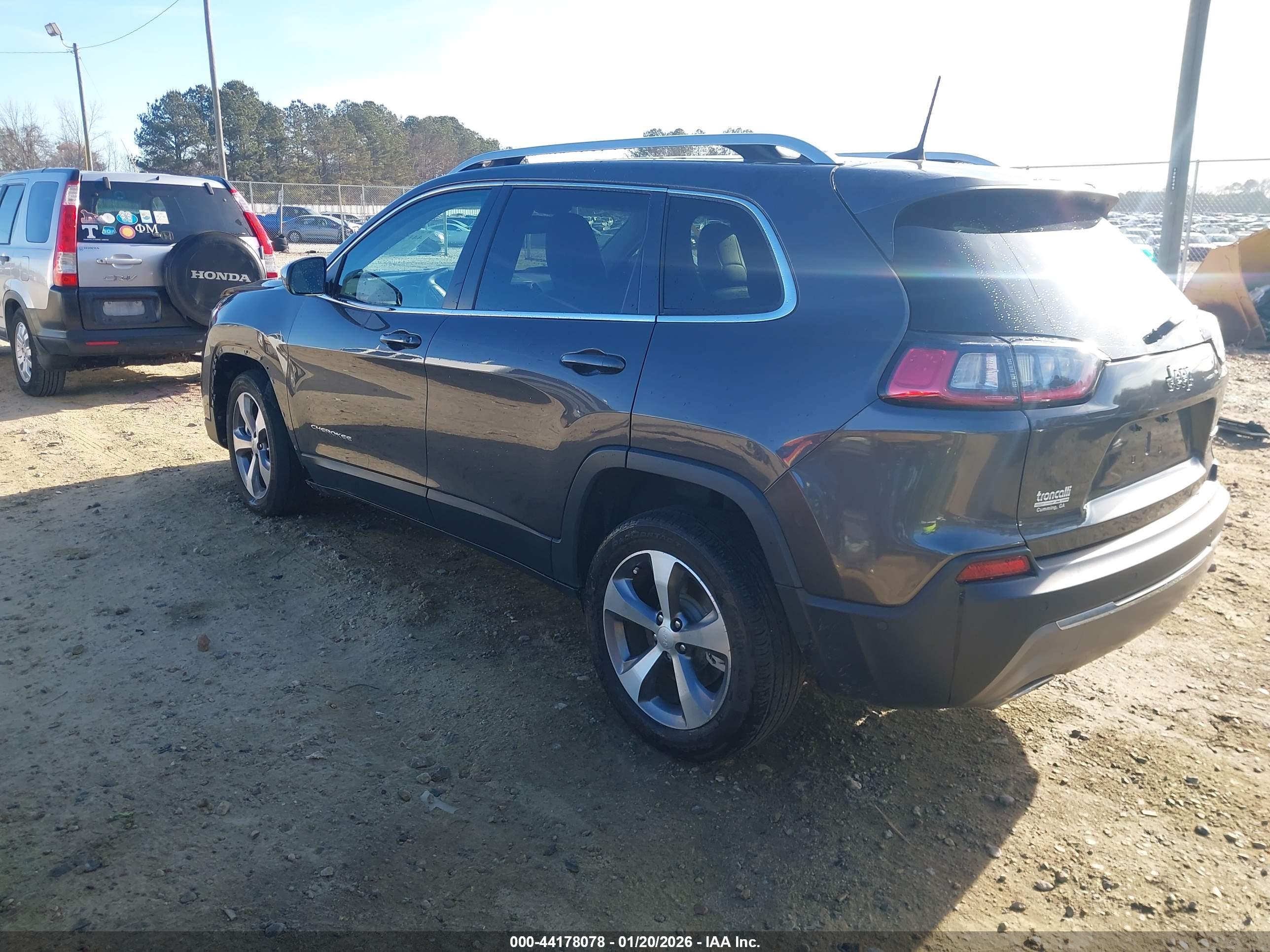 JEEP CHEROKEE image 3