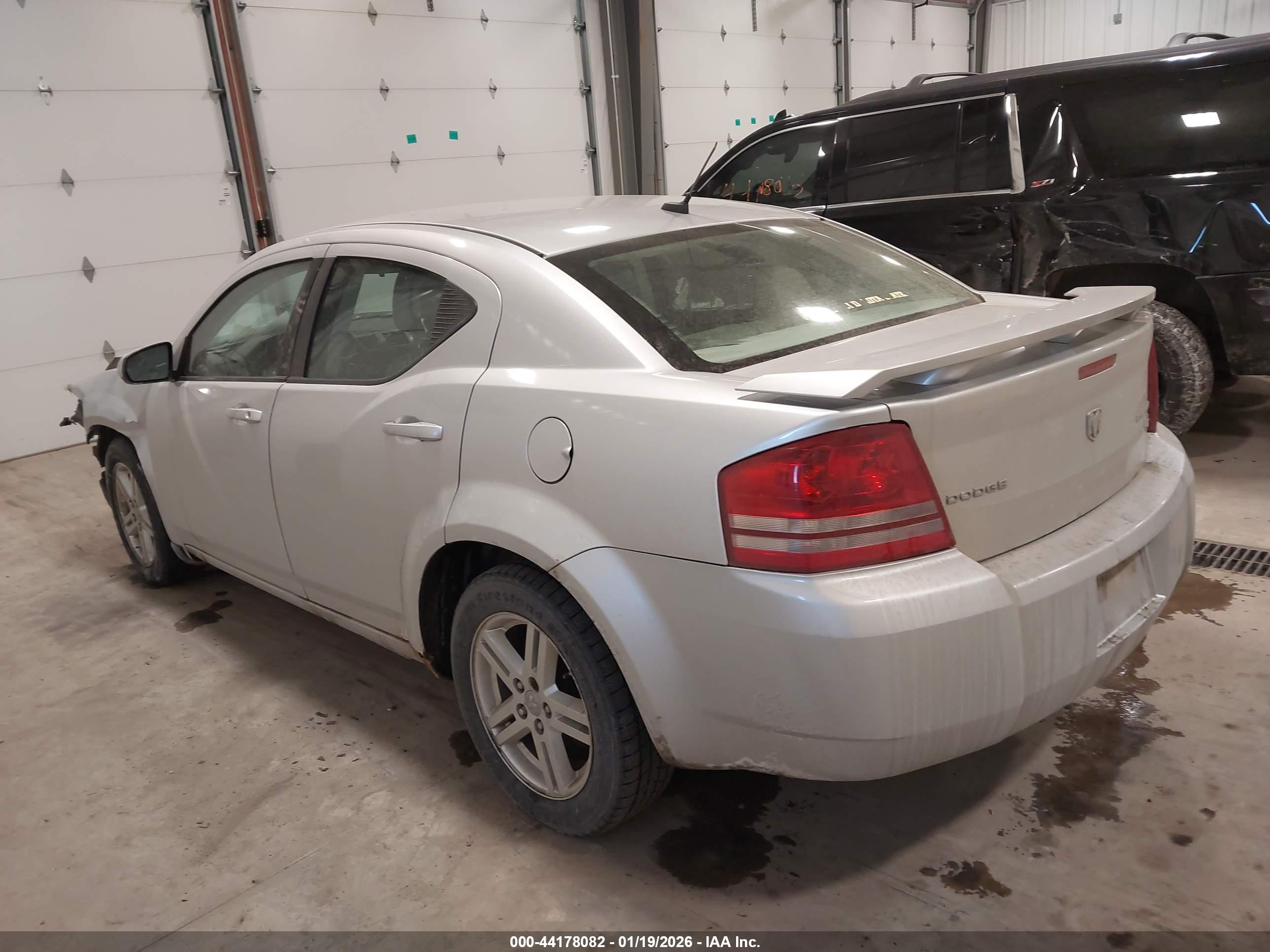 DODGE AVENGER image 3