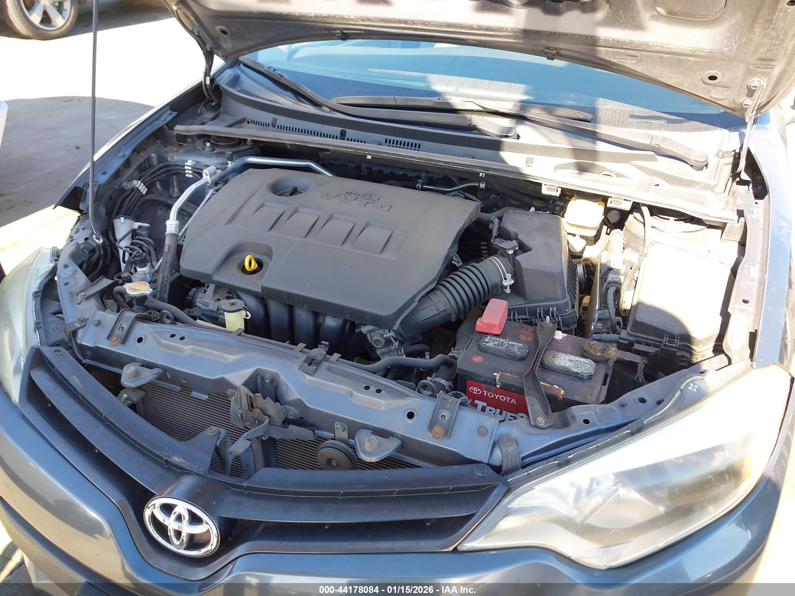 TOYOTA COROLLA image 10
