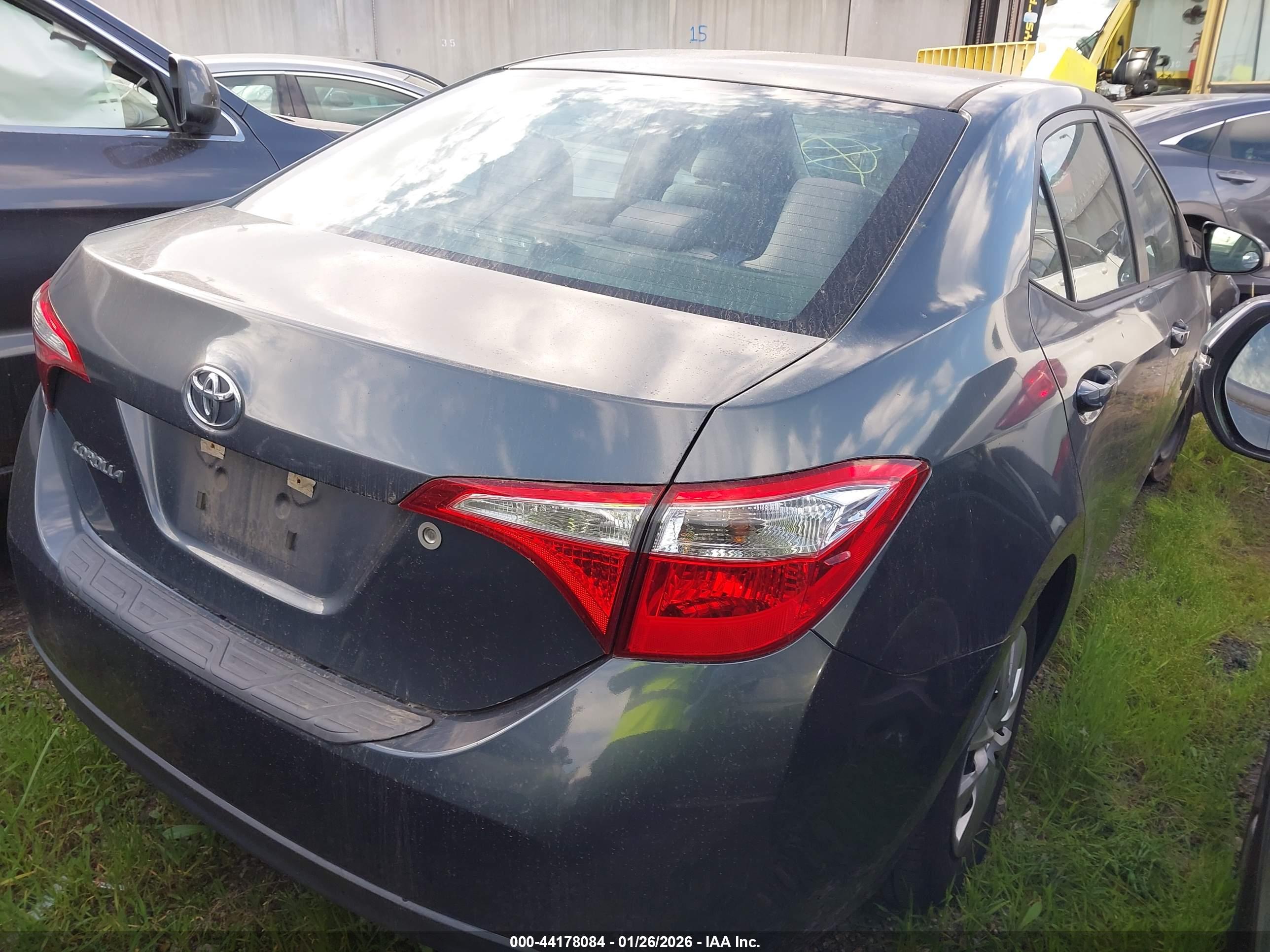 TOYOTA COROLLA image 4