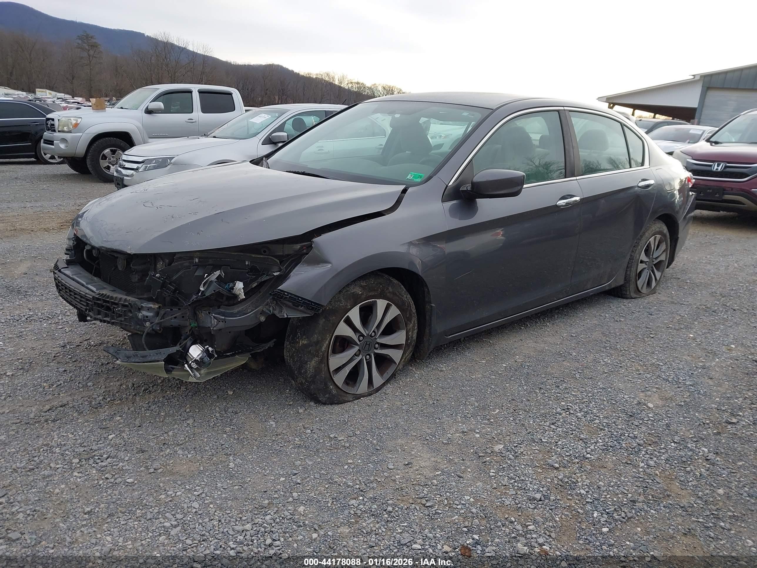 HONDA ACCORD image 2