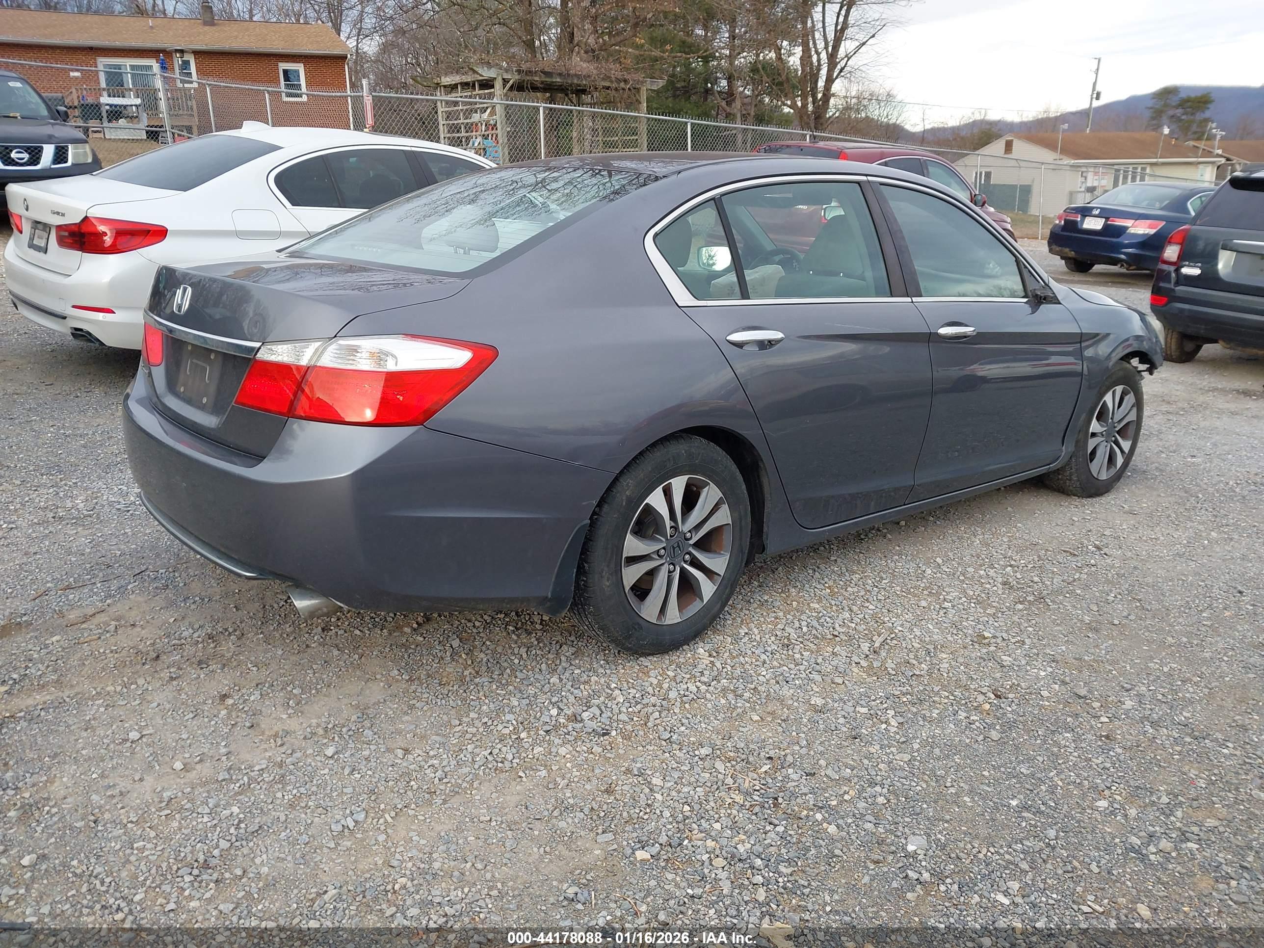 HONDA ACCORD image 4