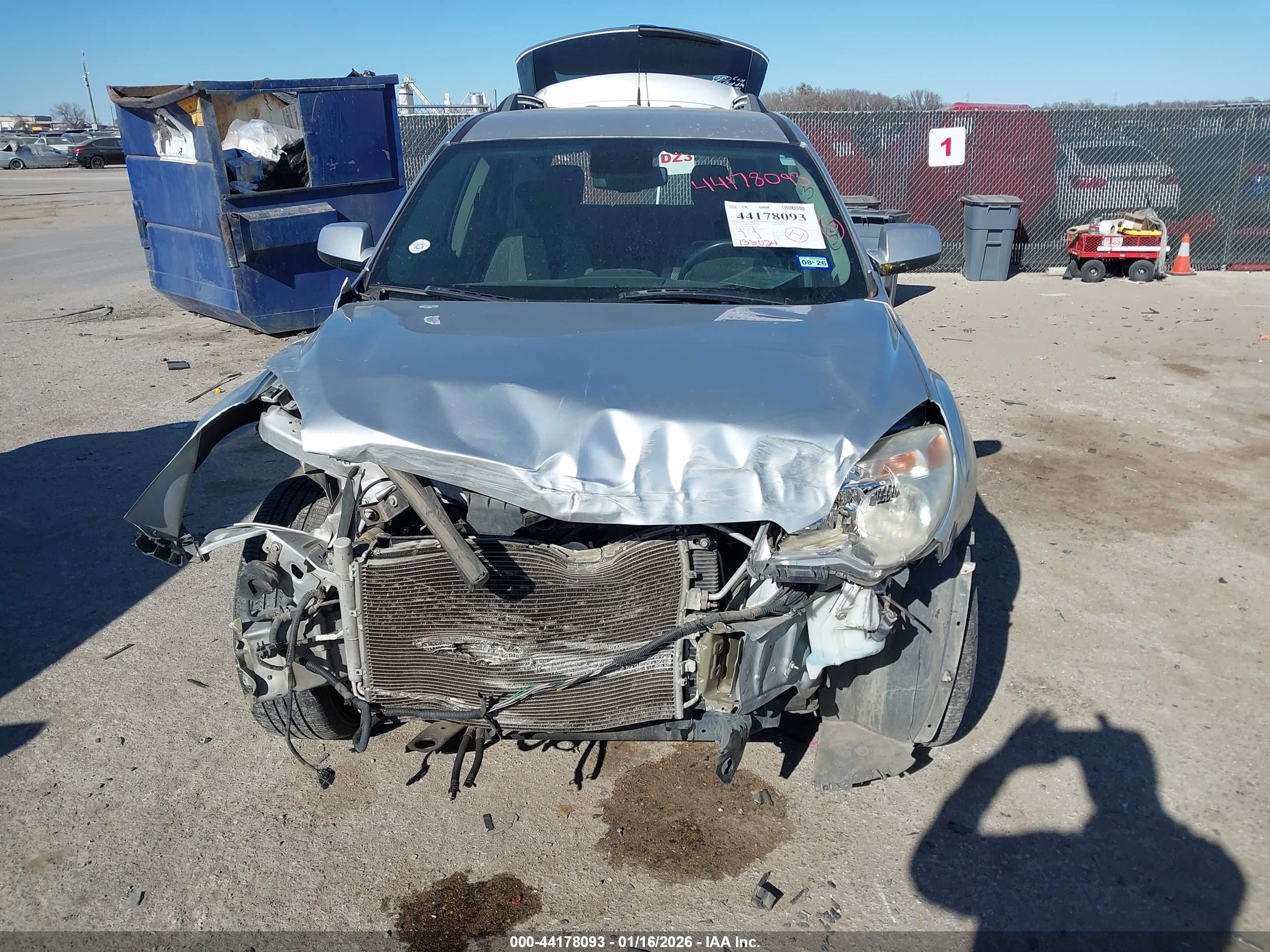 CHEVROLET EQUINOX image 6