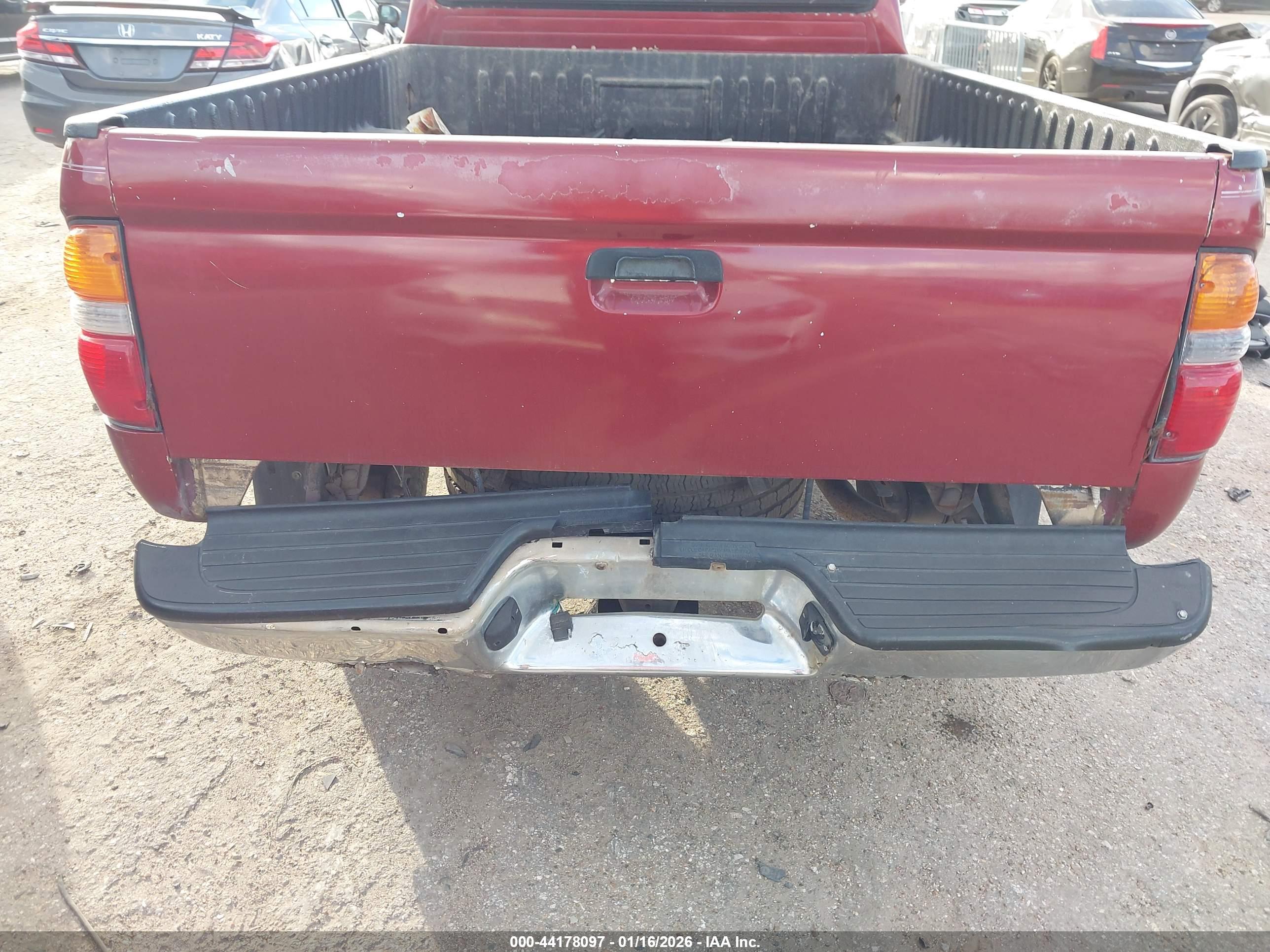 TOYOTA TACOMA image 6