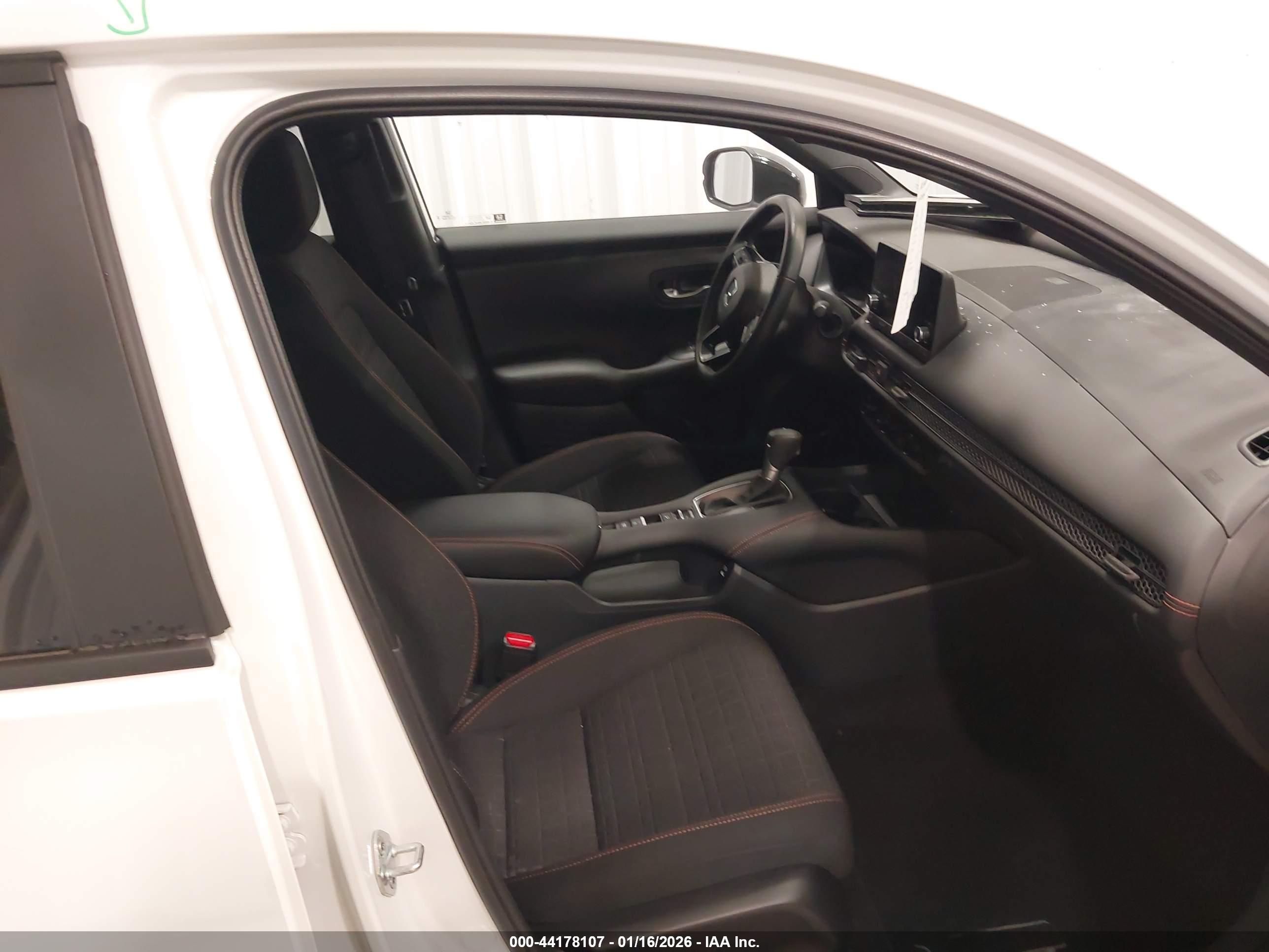 HONDA HR-V image 5
