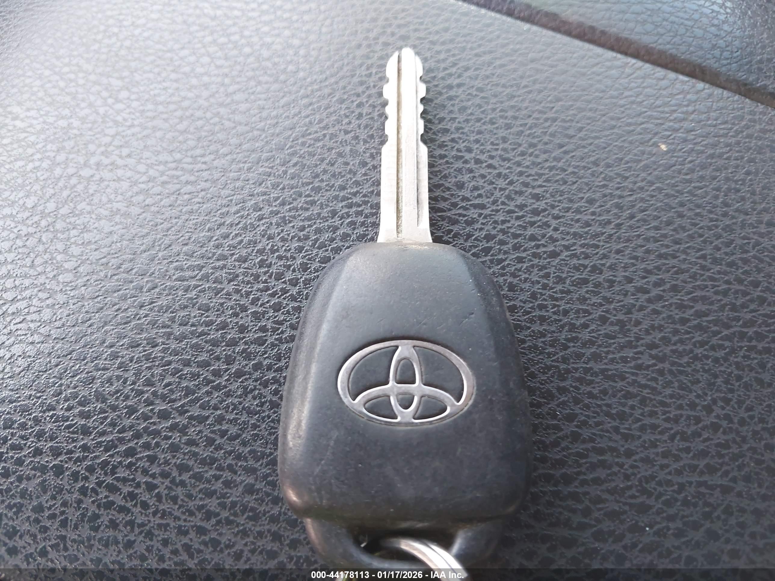 TOYOTA HIGHLANDER image 11