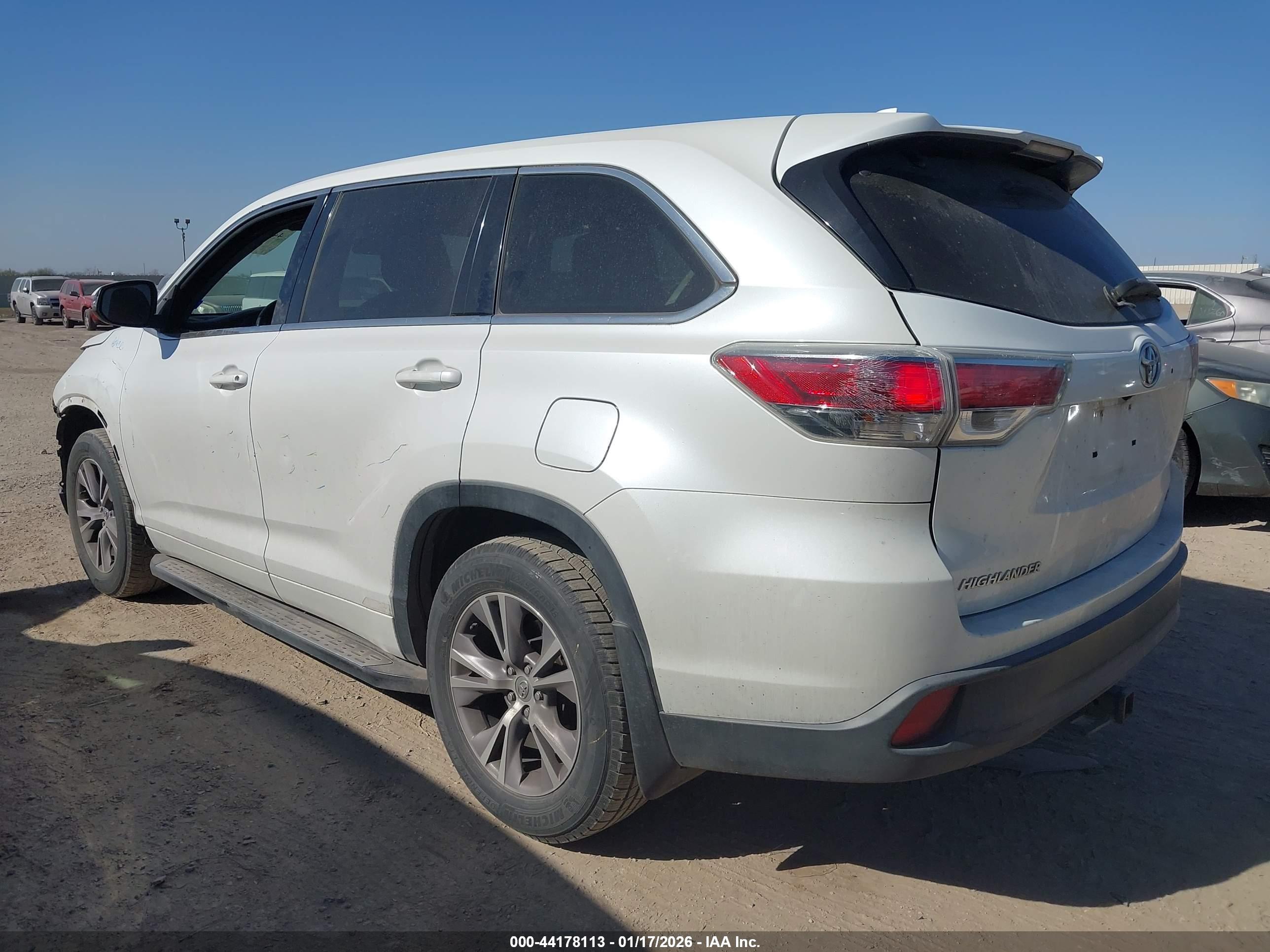 TOYOTA HIGHLANDER image 3