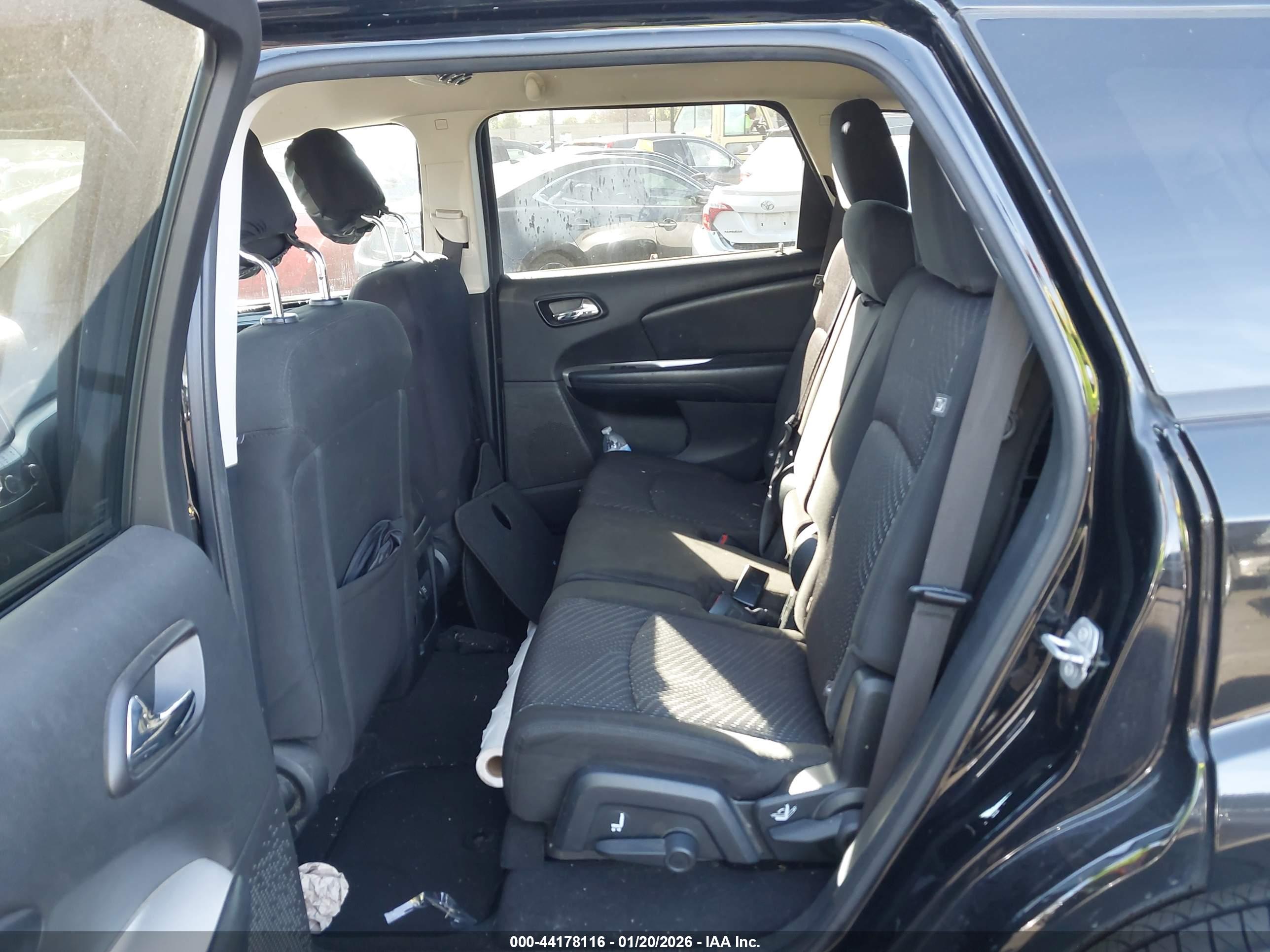 DODGE JOURNEY image 8
