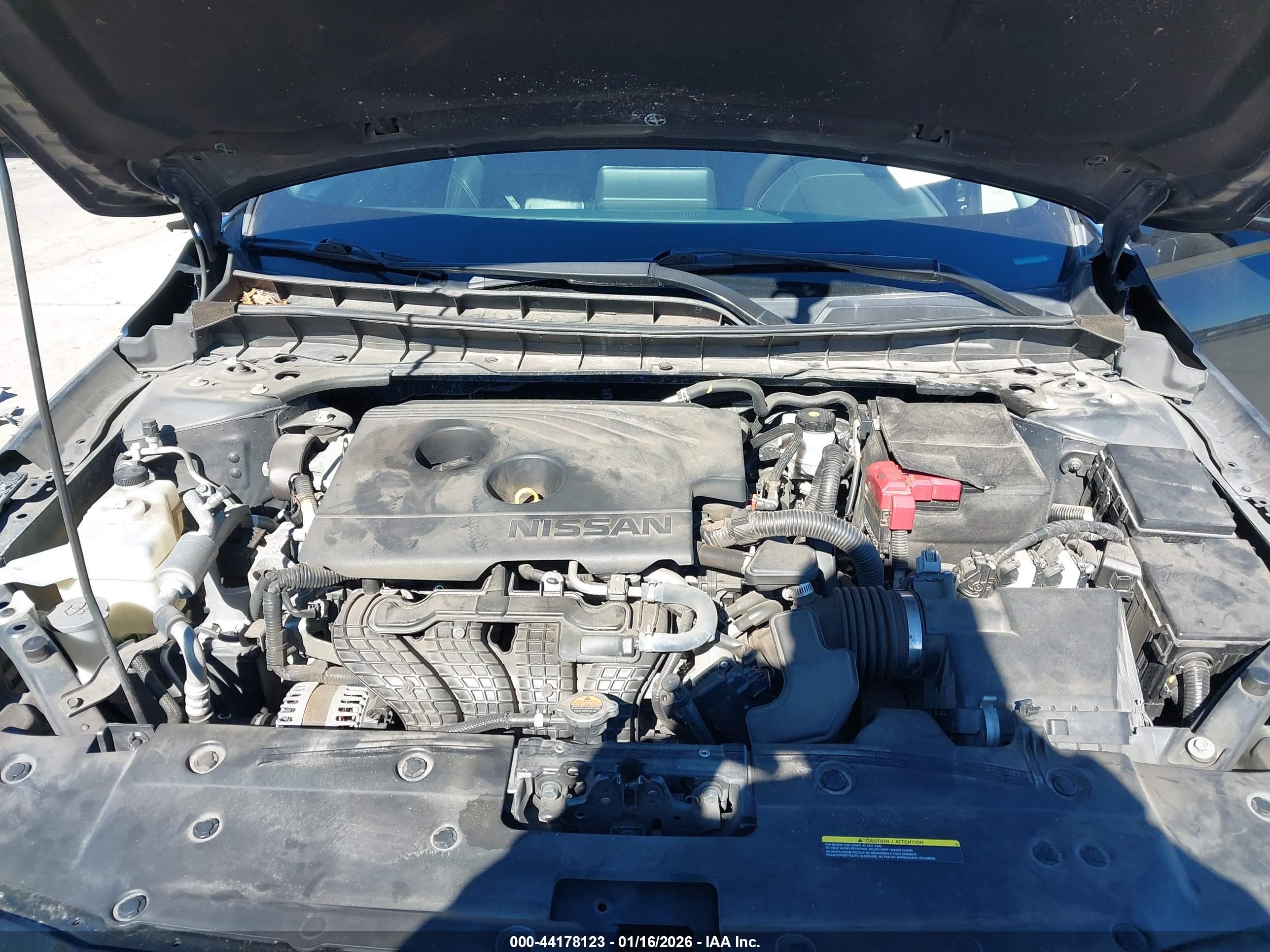 NISSAN ALTIMA image 10