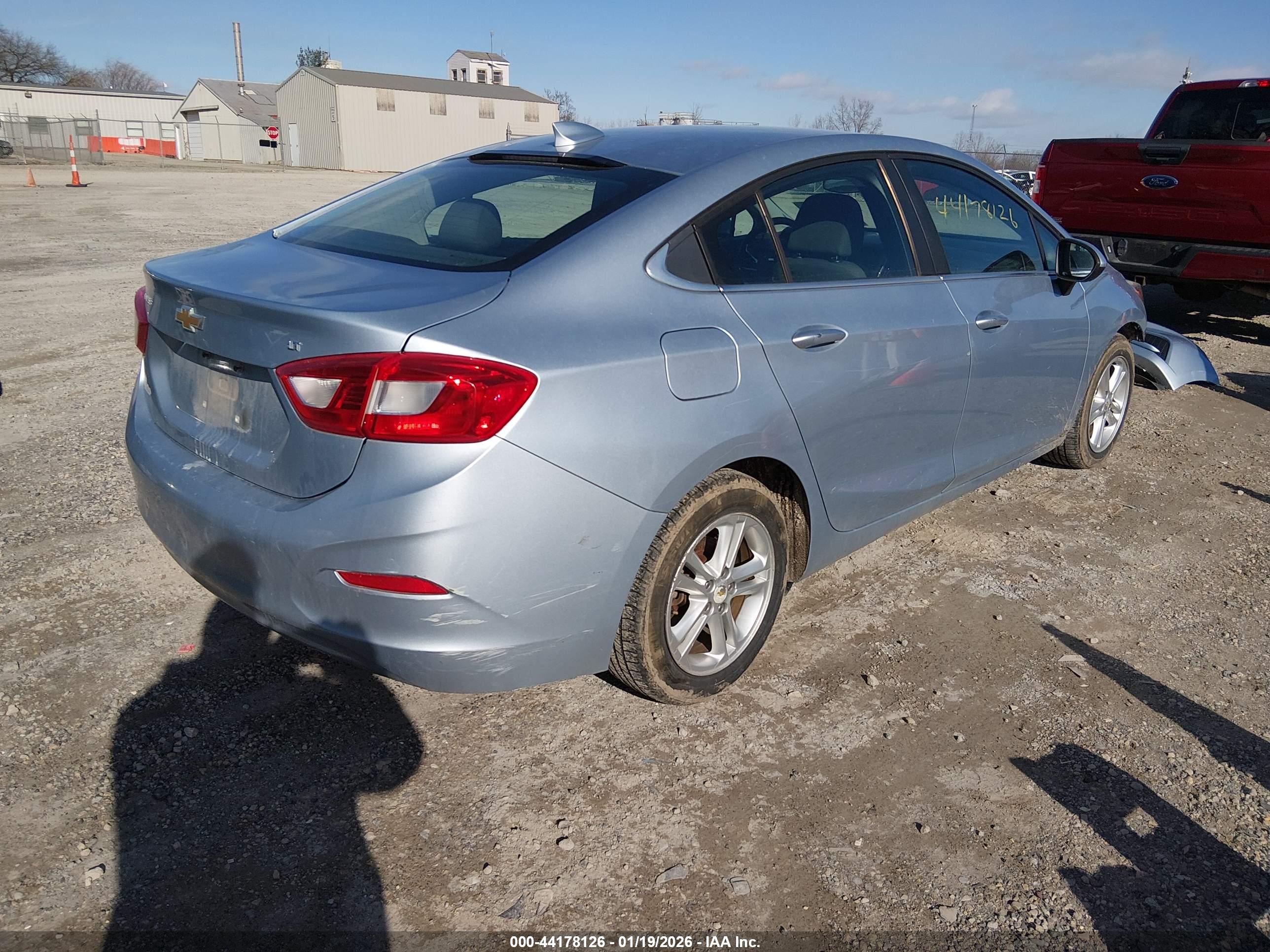 CHEVROLET CRUZE image 4
