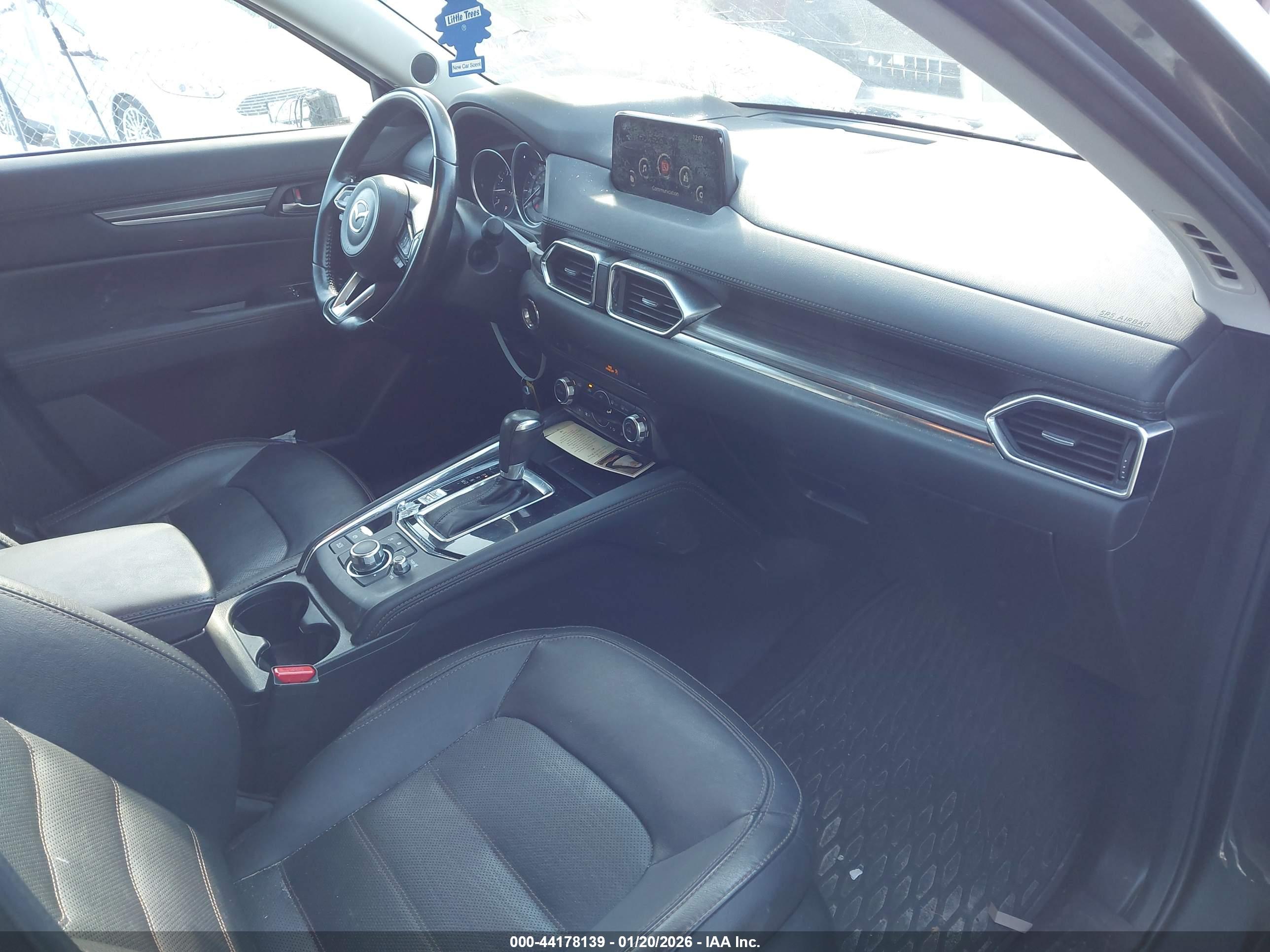 MAZDA CX-5 image 5
