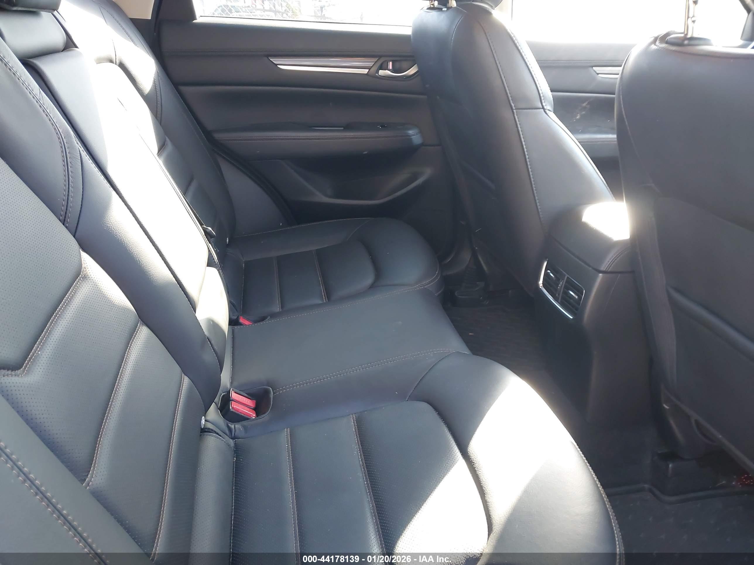 MAZDA CX-5 image 8