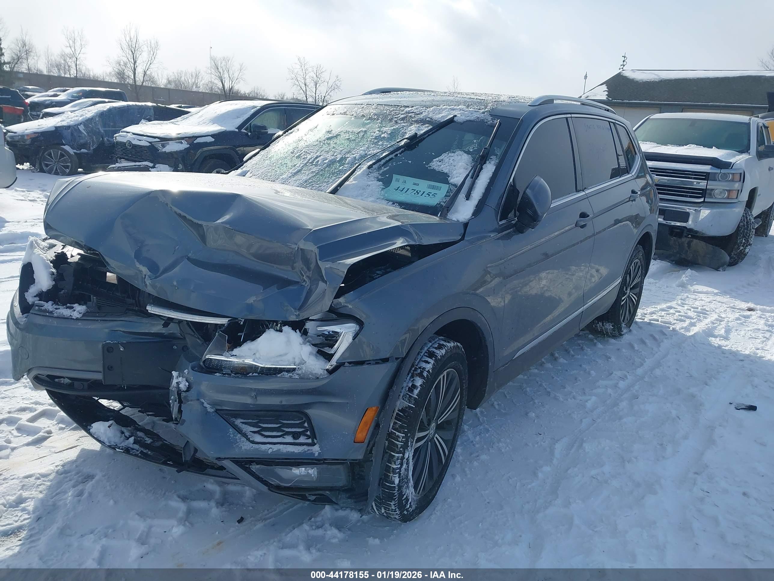 VOLKSWAGEN TIGUAN image 2