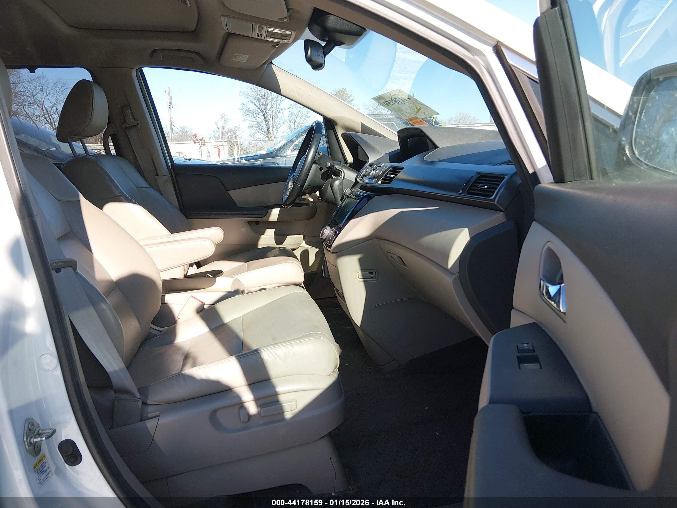 HONDA ODYSSEY image 5