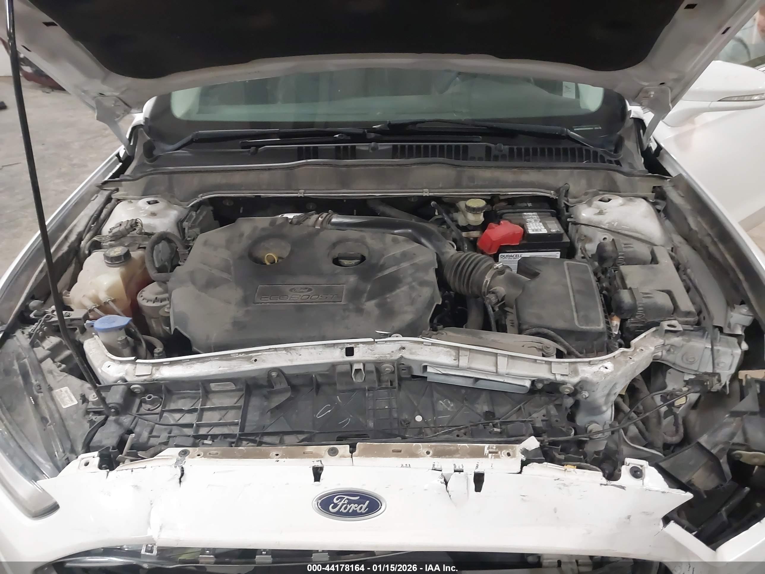 FORD FUSION image 10