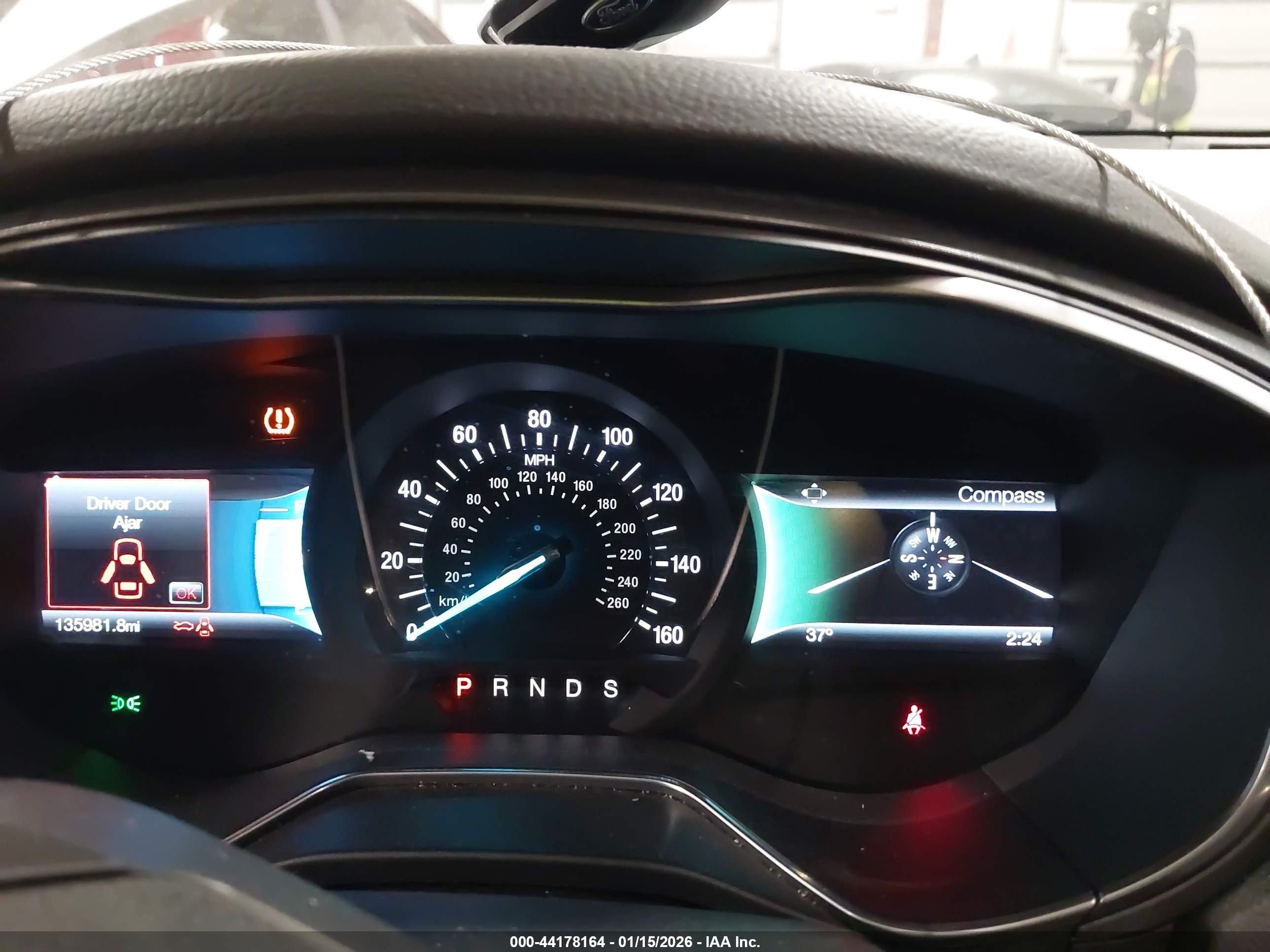 FORD FUSION image 7