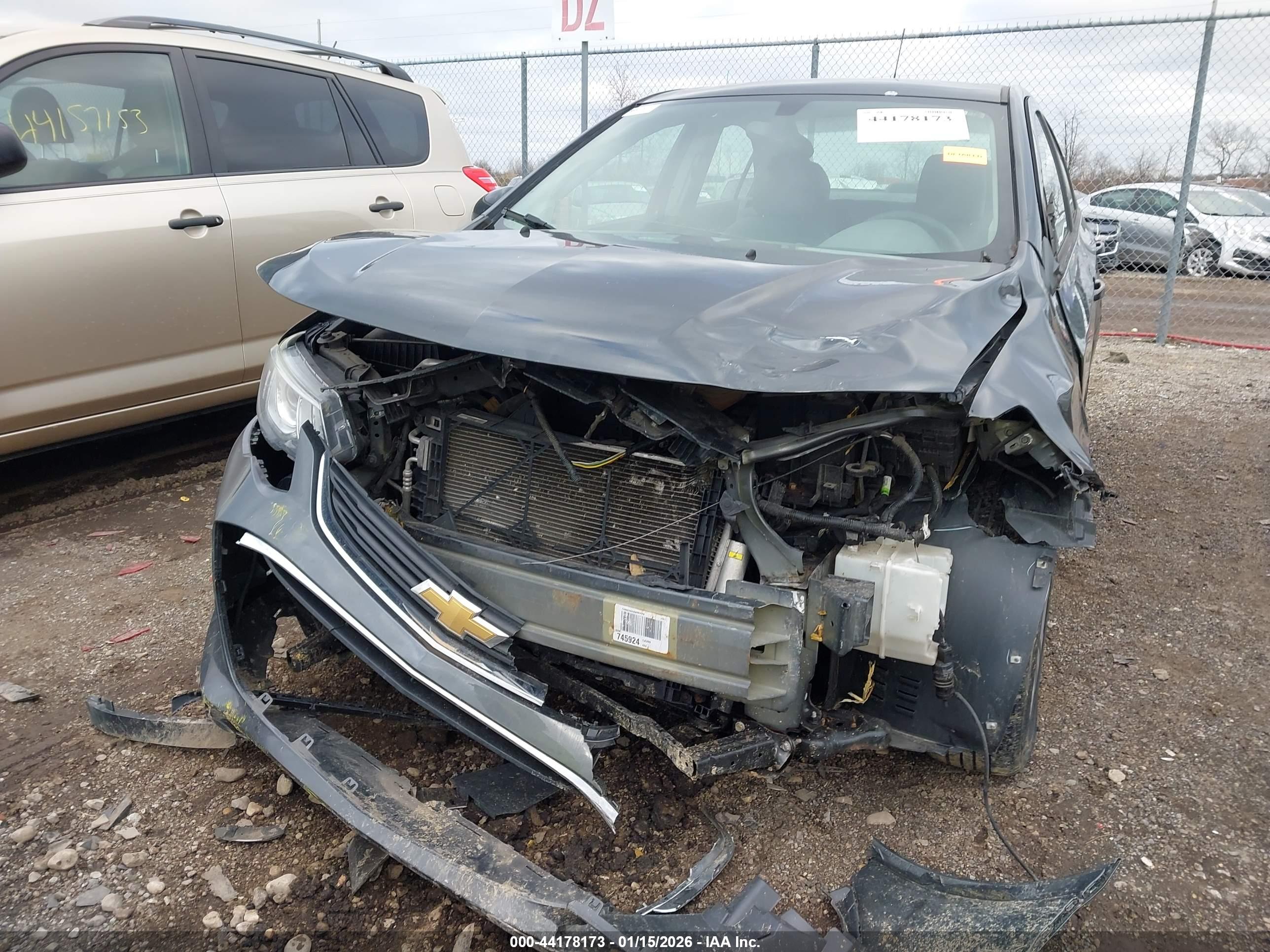 CHEVROLET SONIC image 6