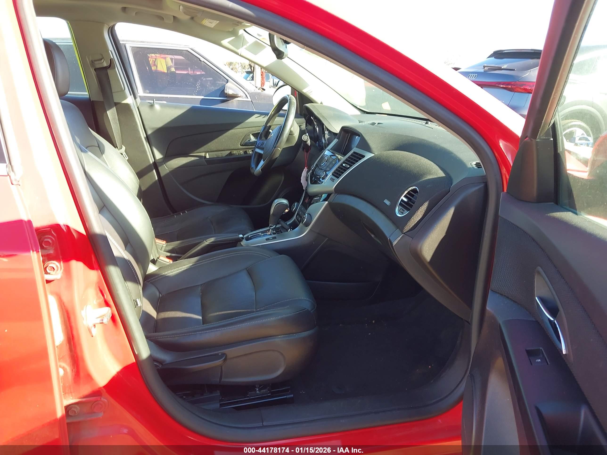 CHEVROLET CRUZE image 5