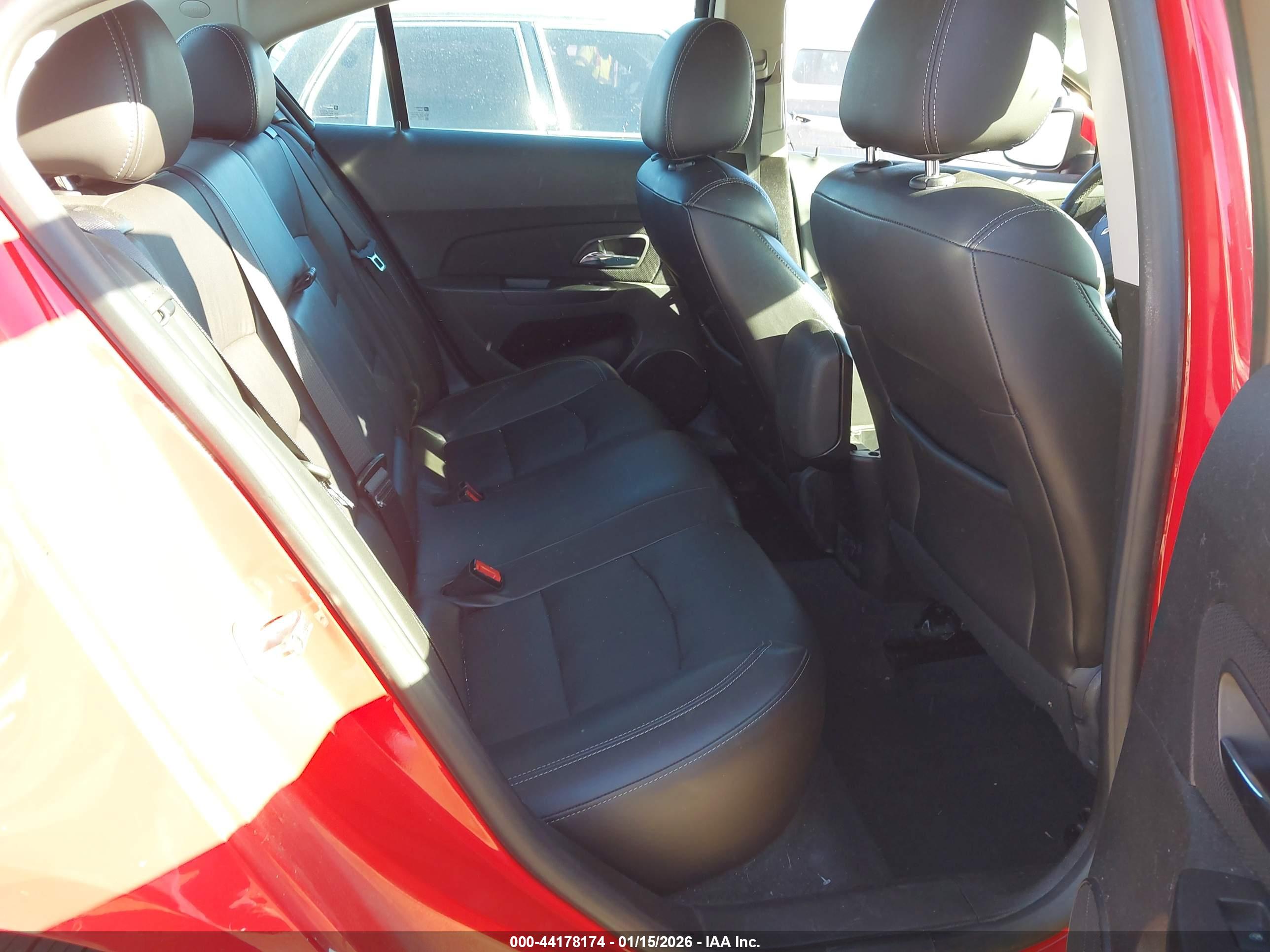 CHEVROLET CRUZE image 8