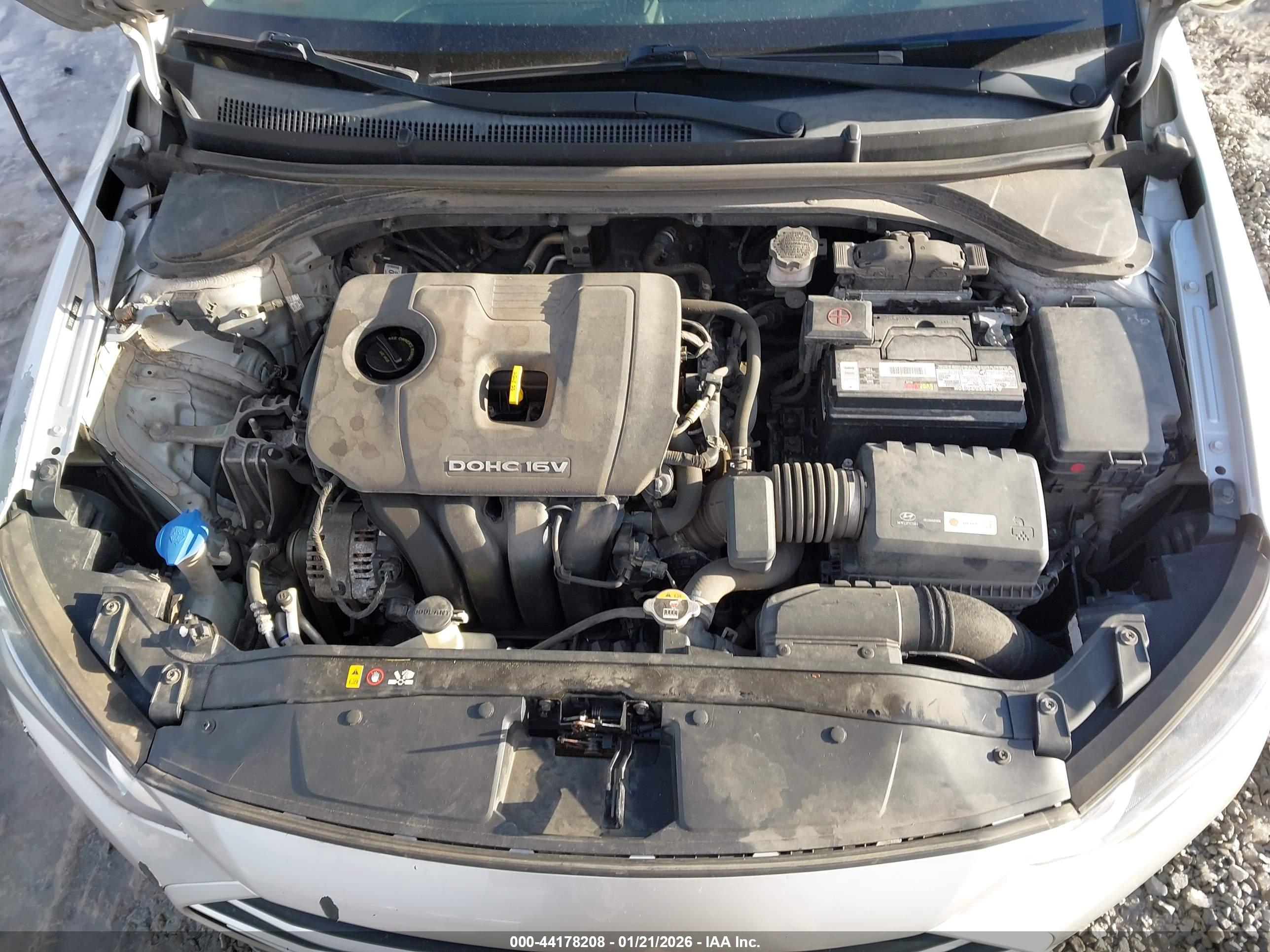 HYUNDAI ELANTRA image 10