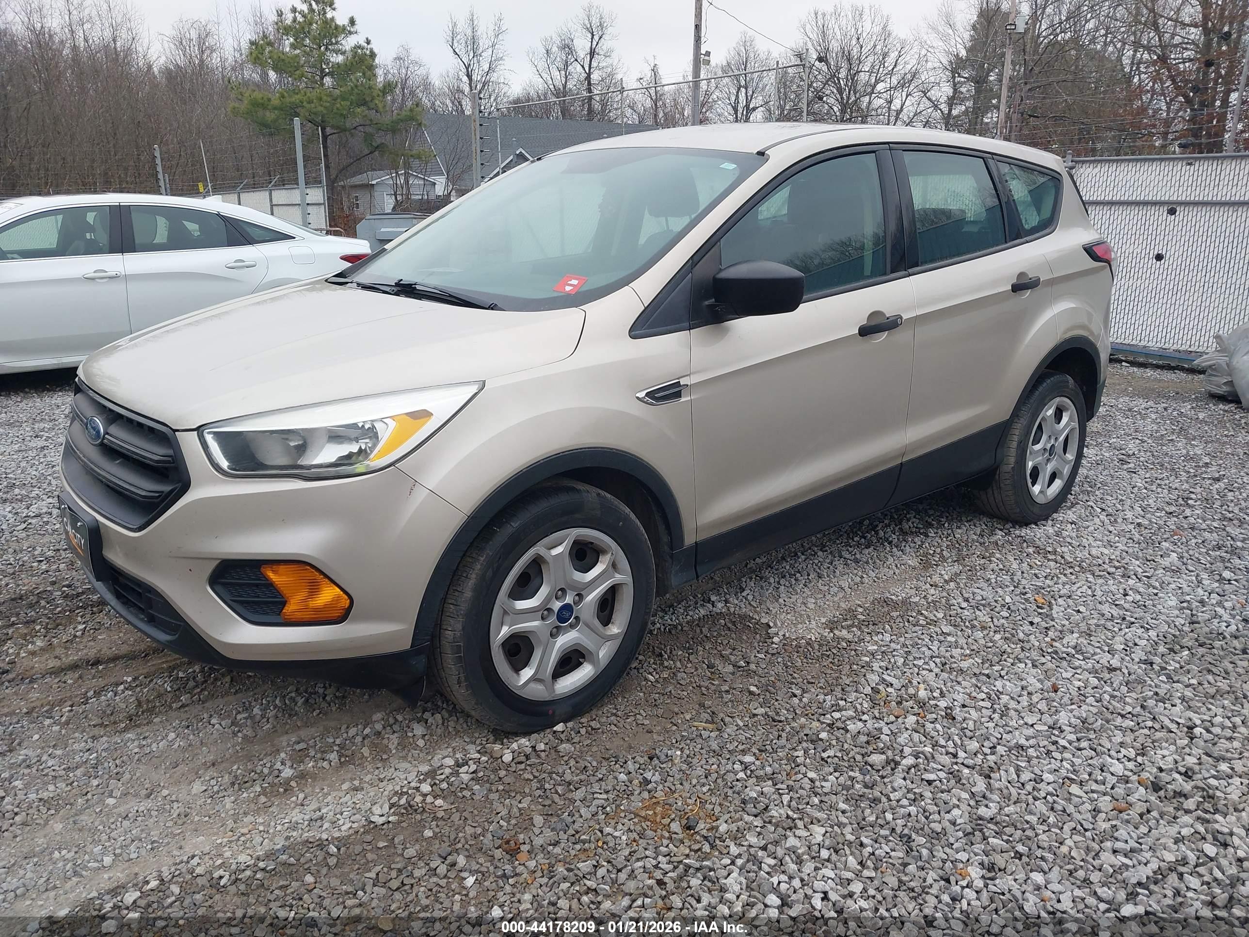 FORD ESCAPE image 2