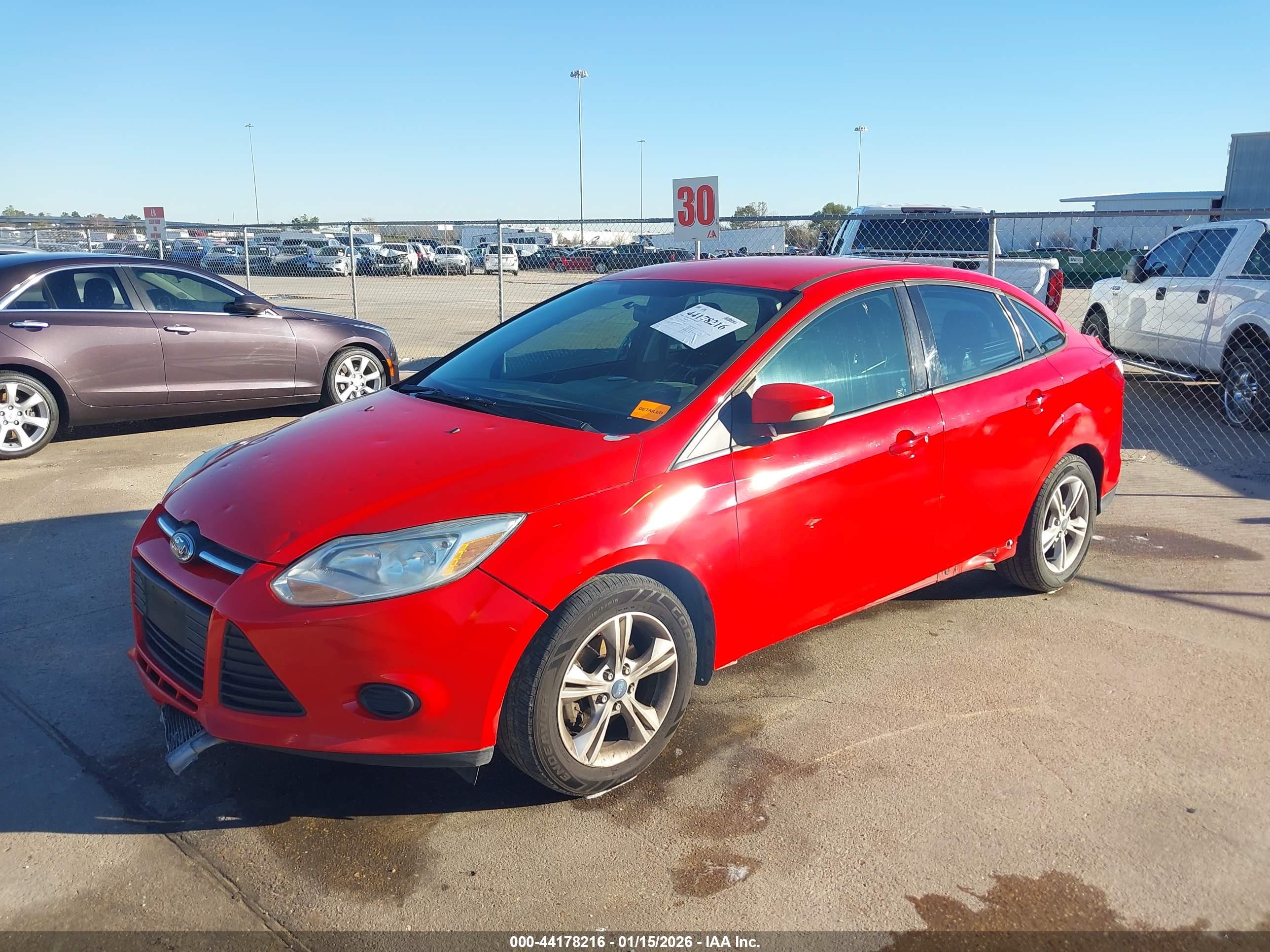 FORD FOCUS image 2
