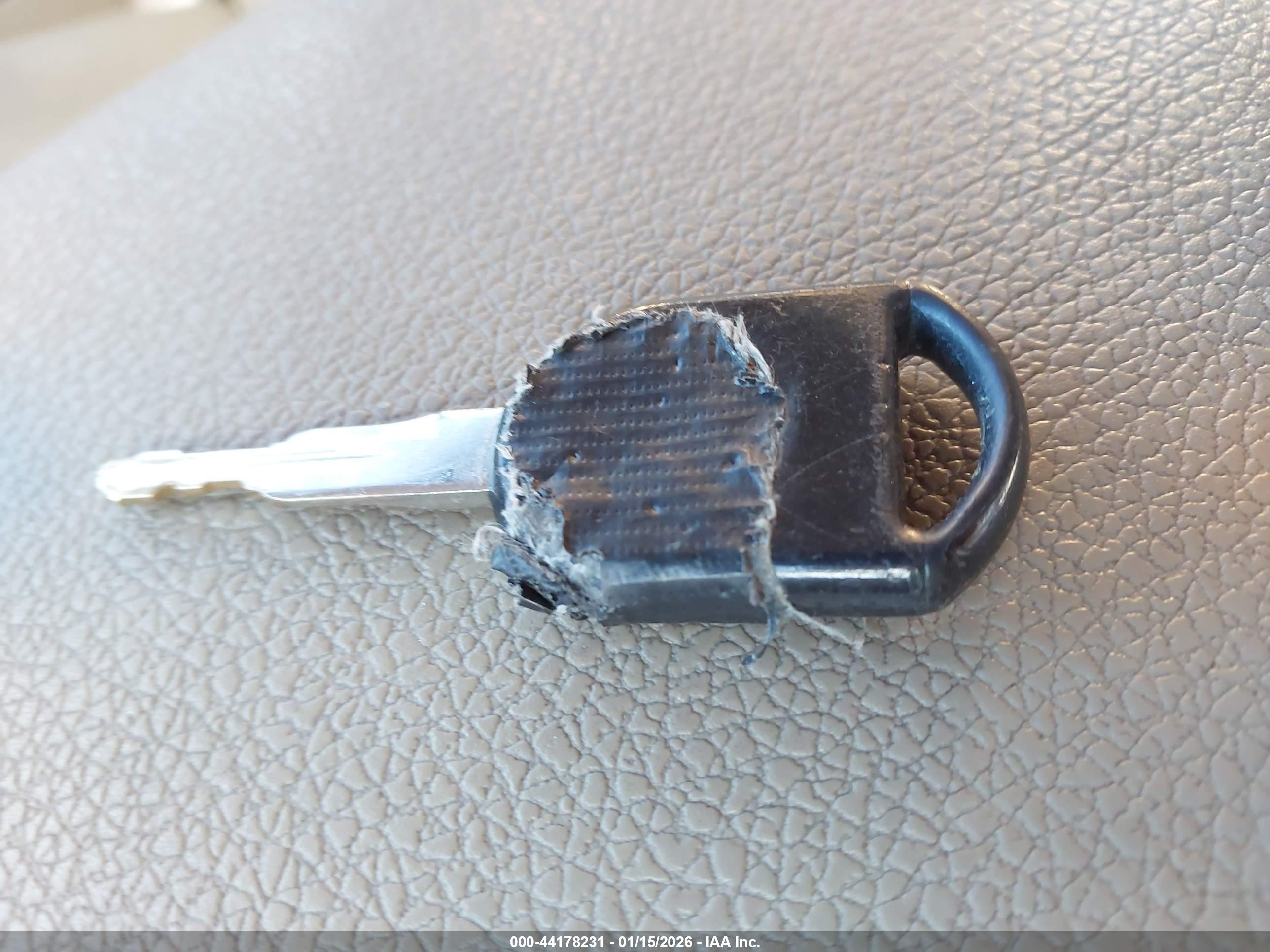FORD EXPLORER image 11