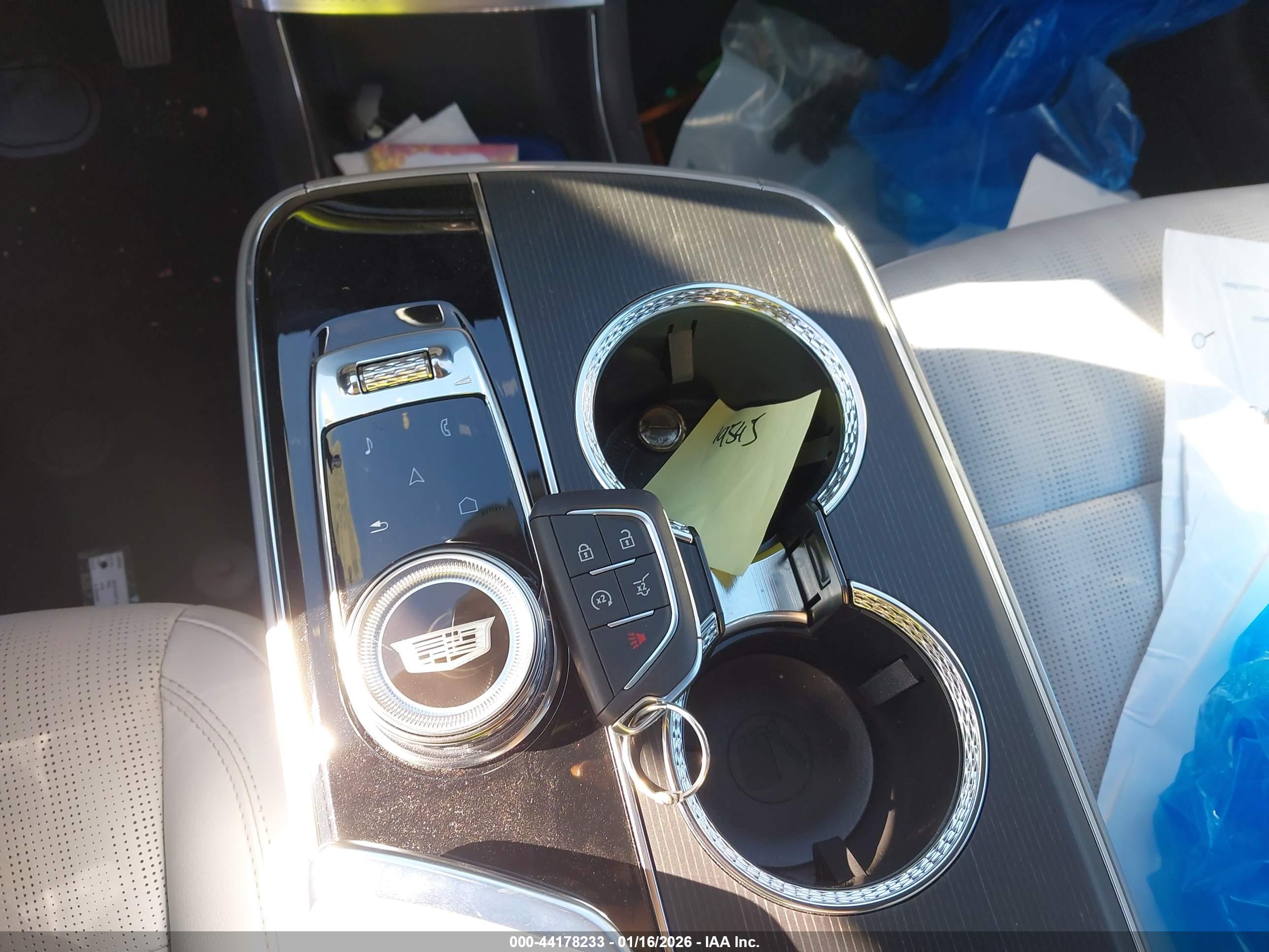 CADILLAC LYRIQ image 11