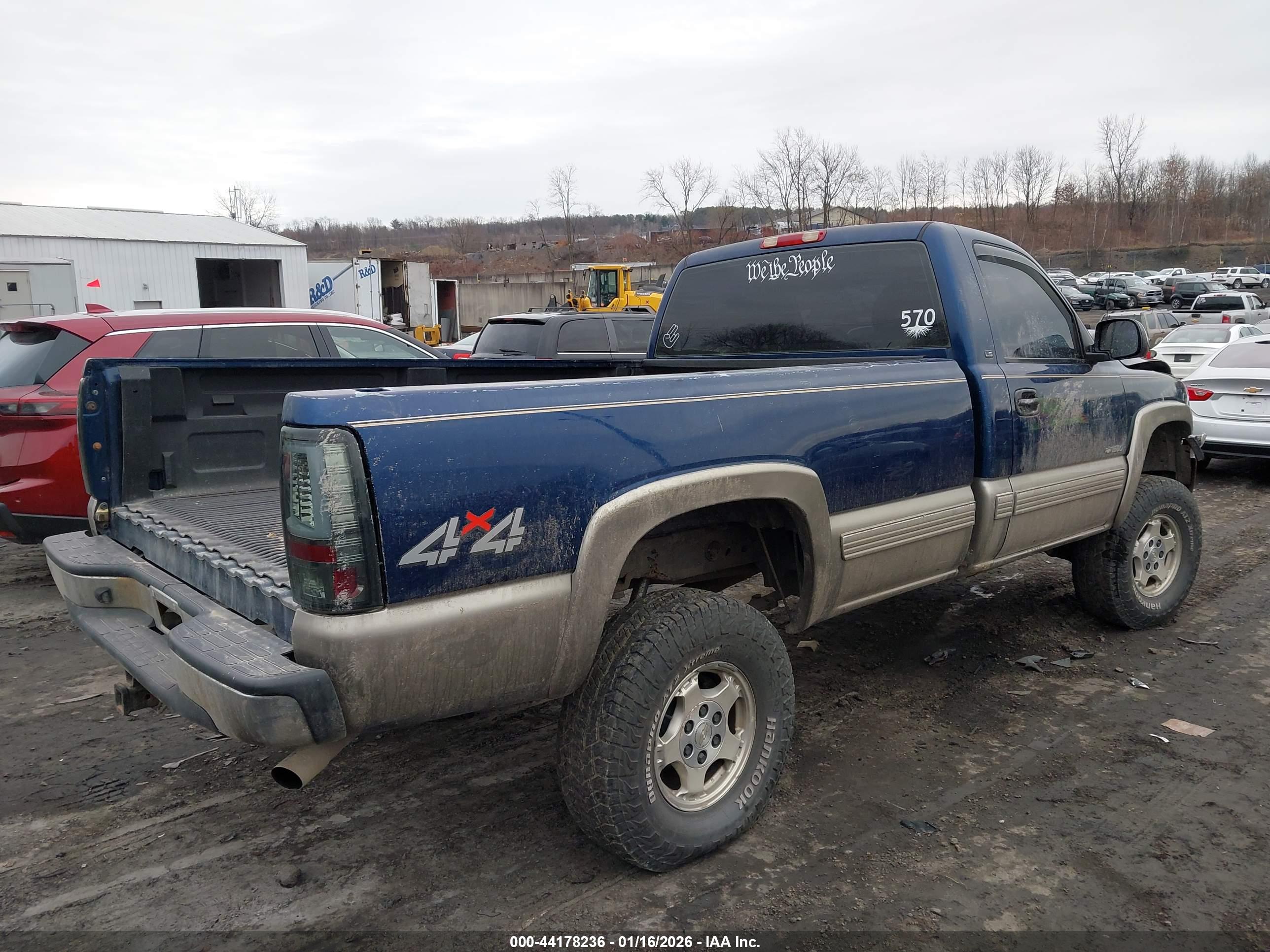 CHEVROLET SILVERADO image 4