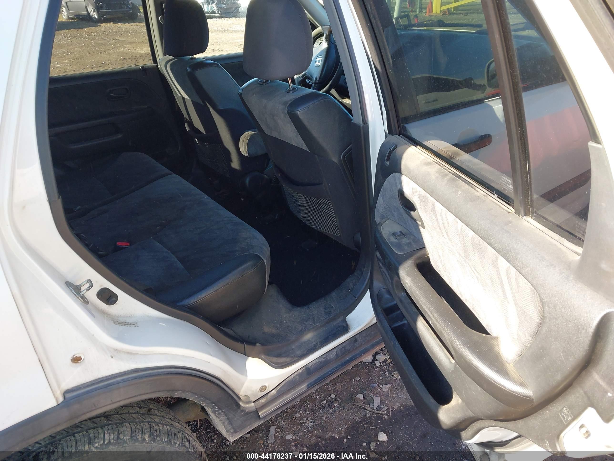 HONDA CR-V image 8