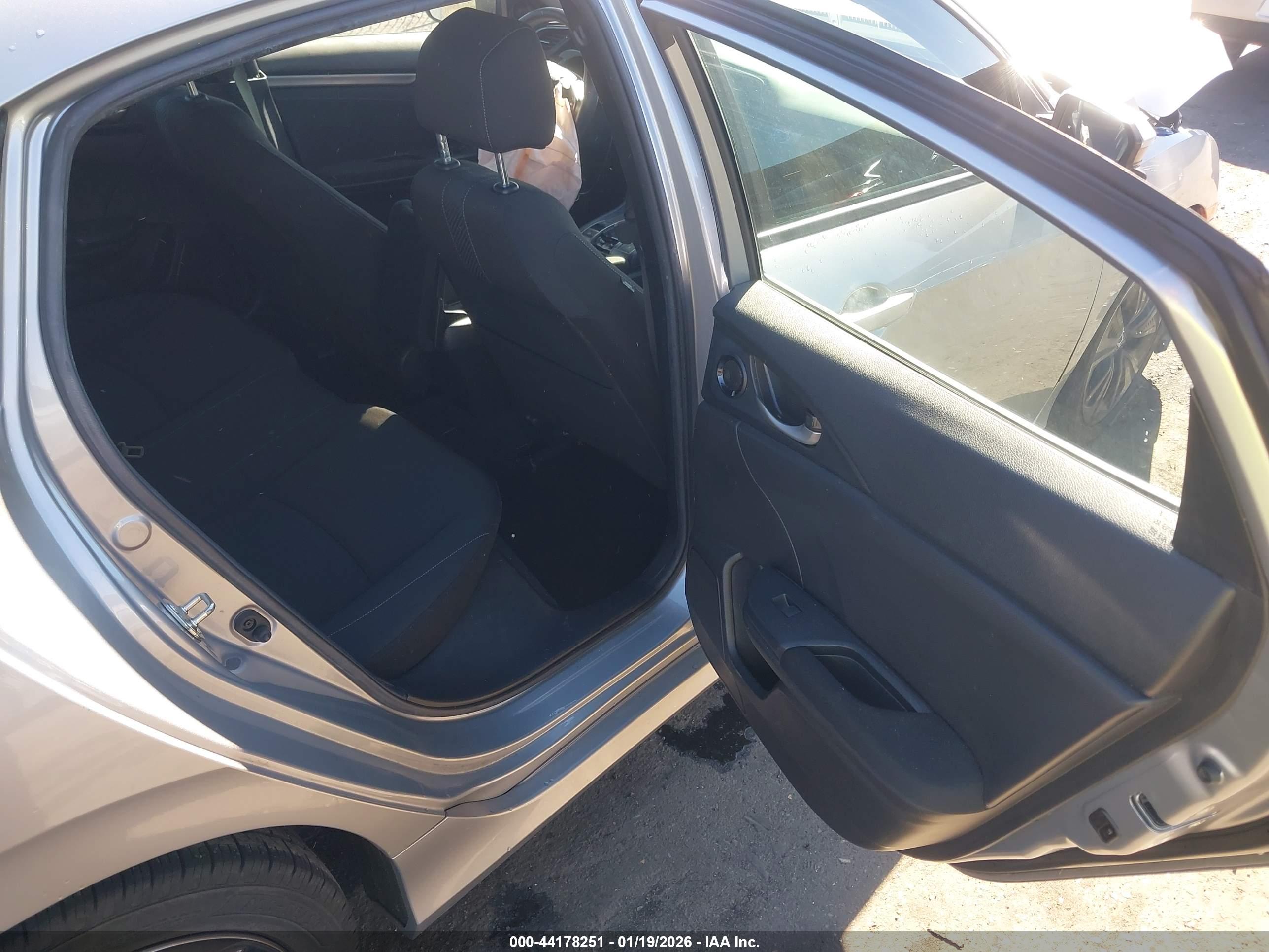 HONDA CIVIC image 8