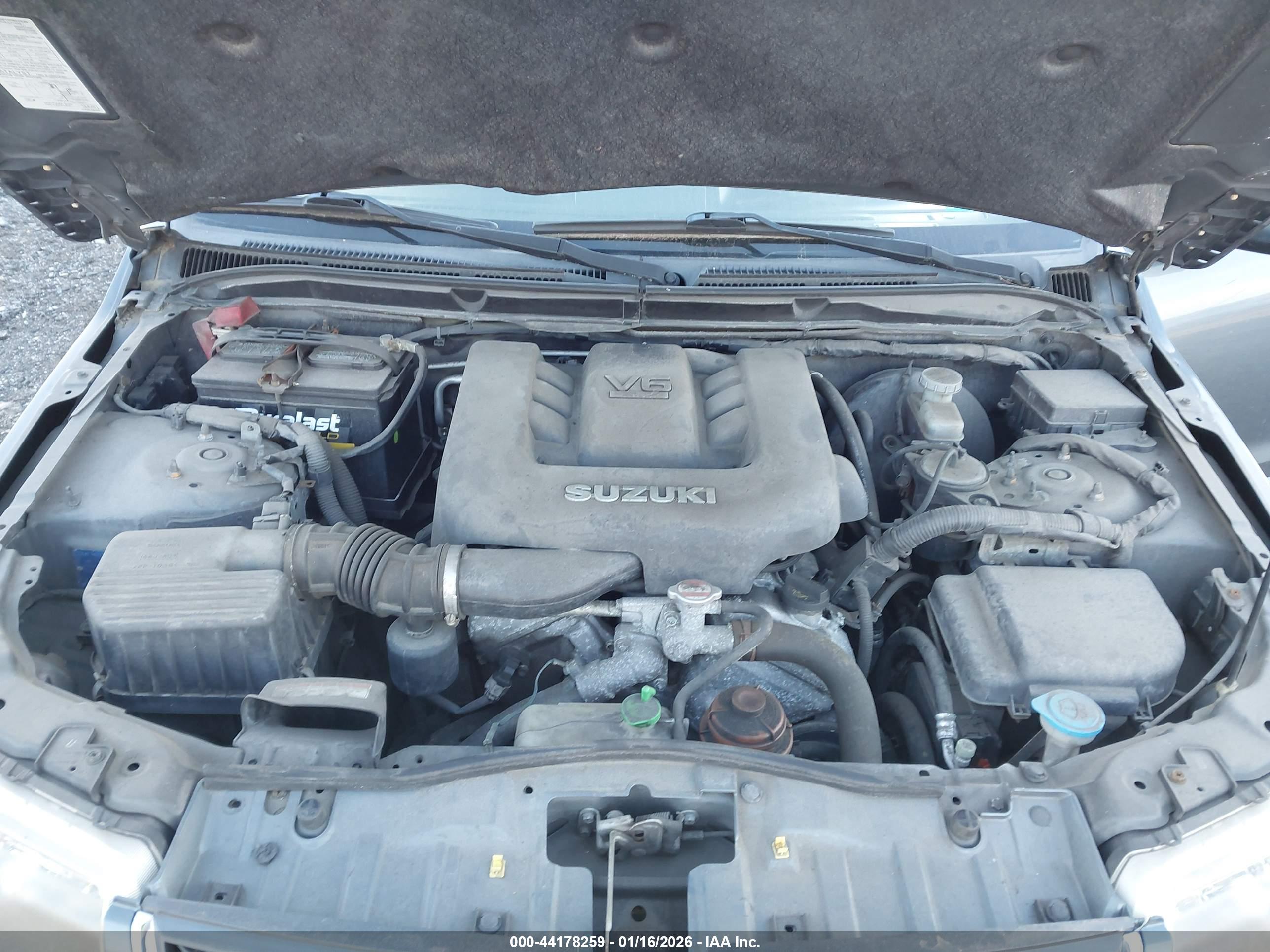 SUZUKI GRAND image 10
