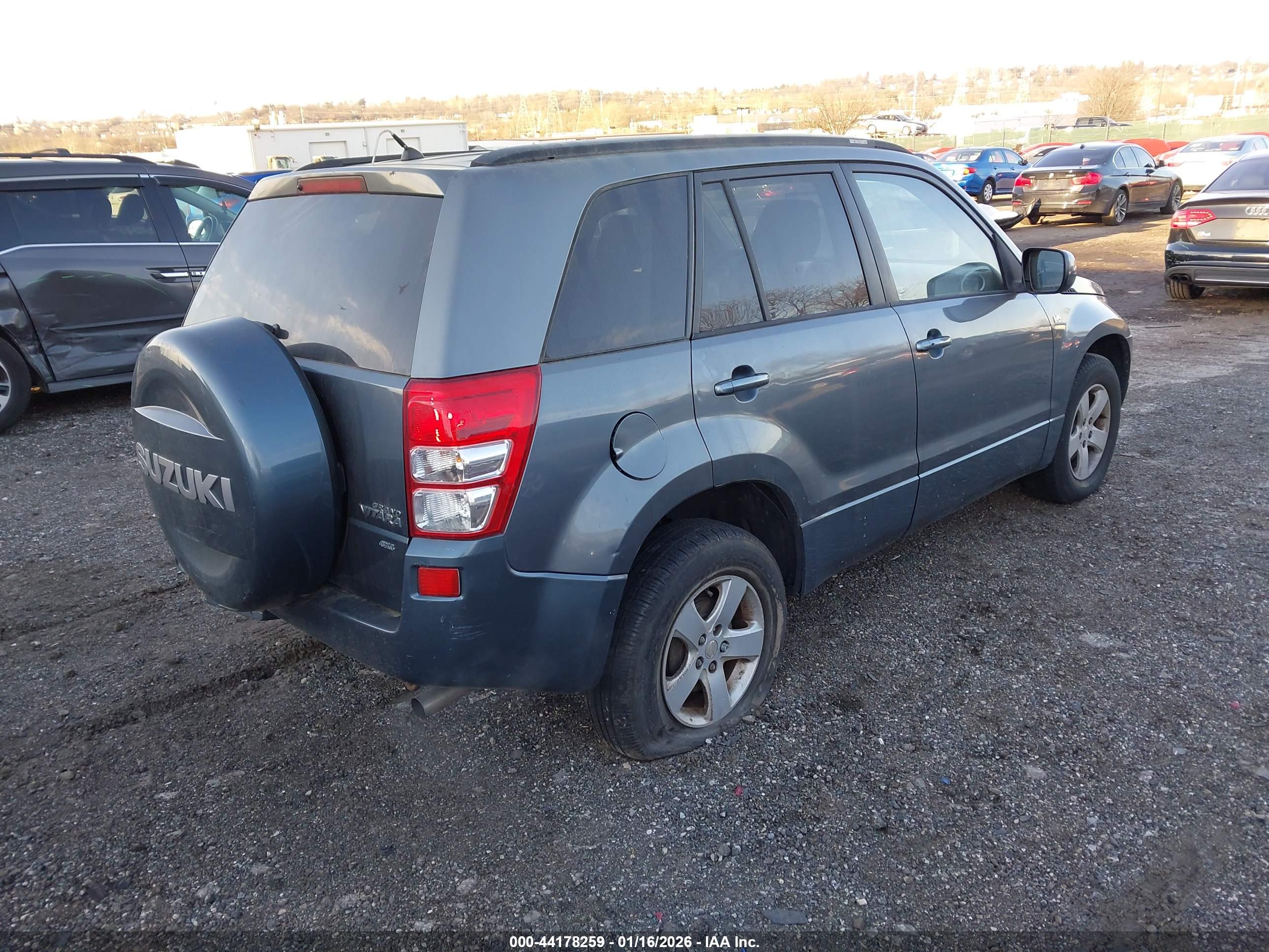 SUZUKI GRAND image 4