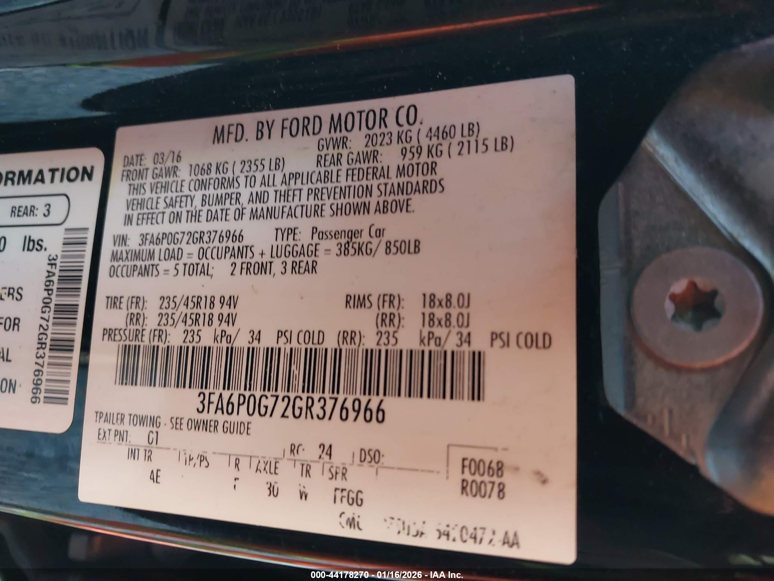 FORD FUSION image 9