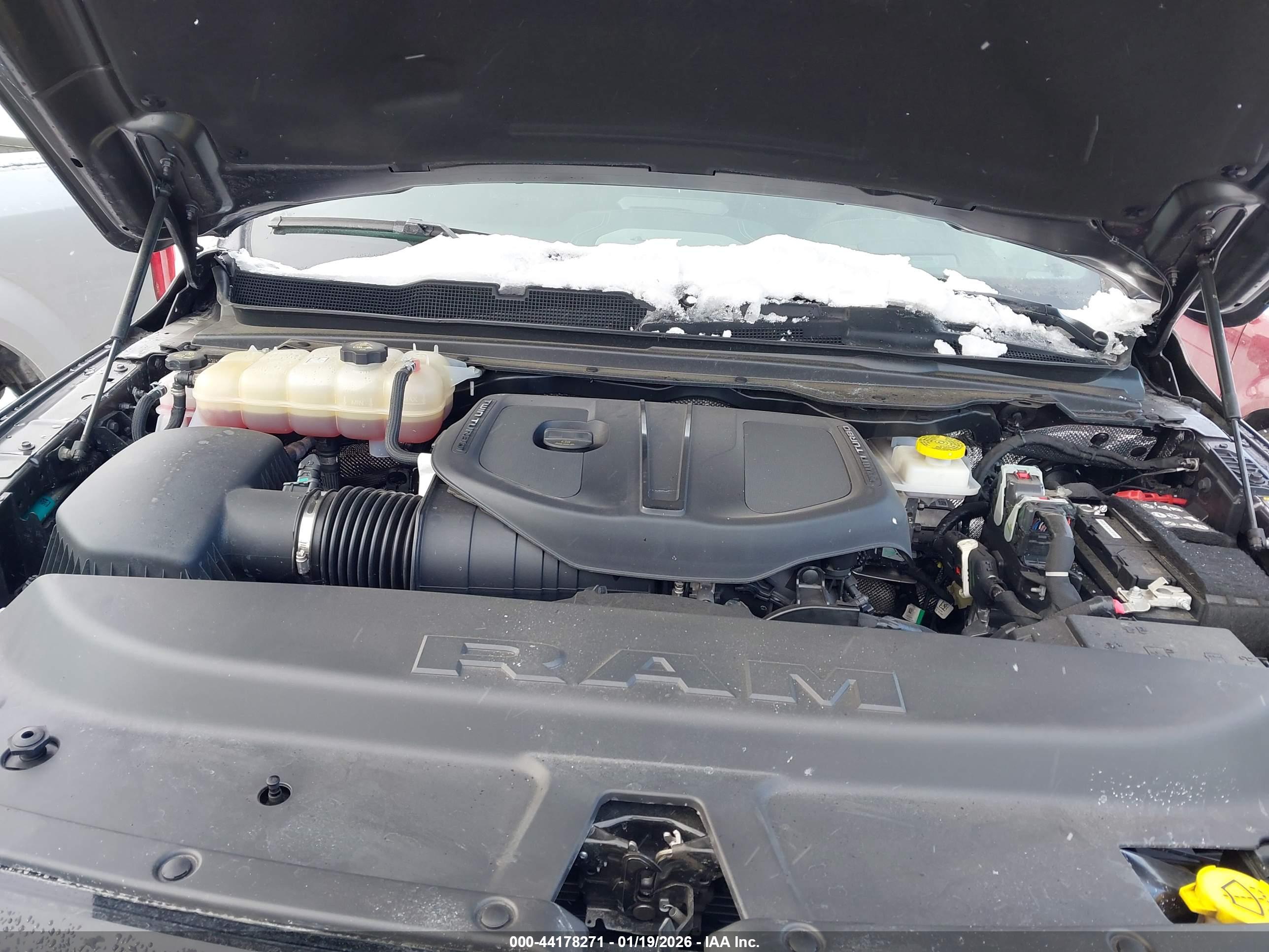 RAM 1500 image 10