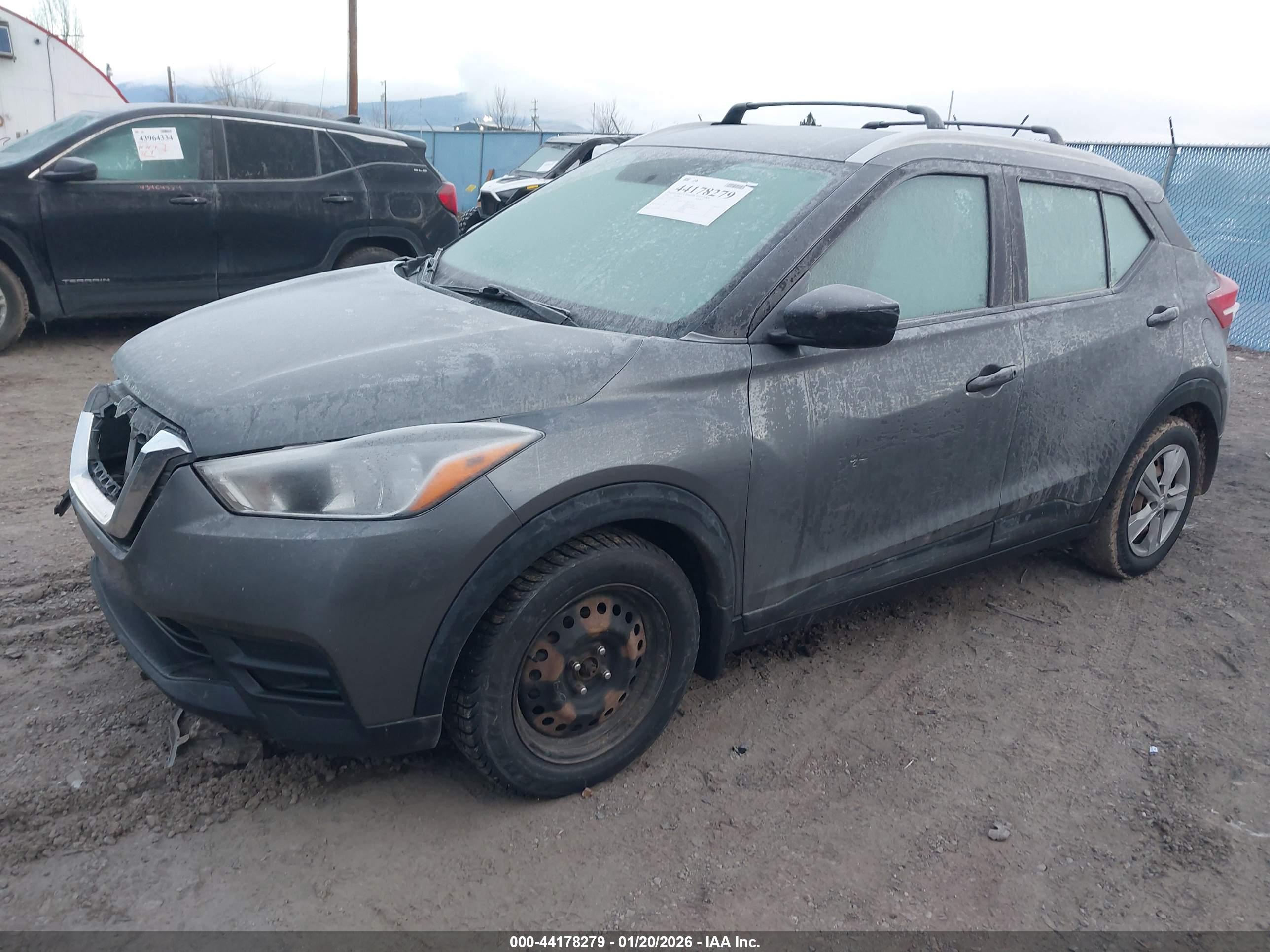 NISSAN KICKS image 2